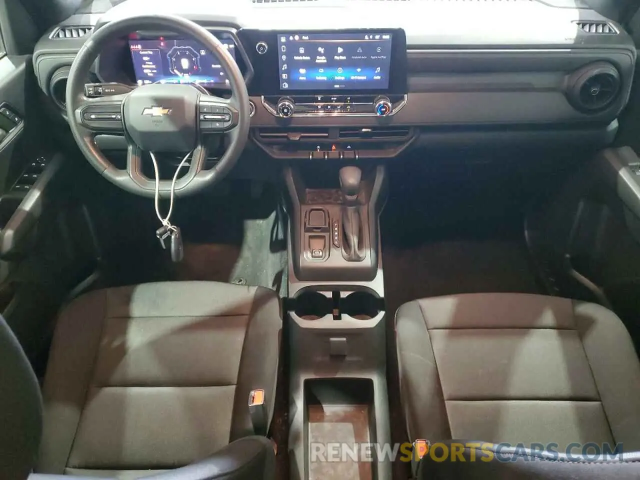 8 Photograph of a damaged car 1GCGSBEC8R1135600 CHEVROLET COLORADO 2024