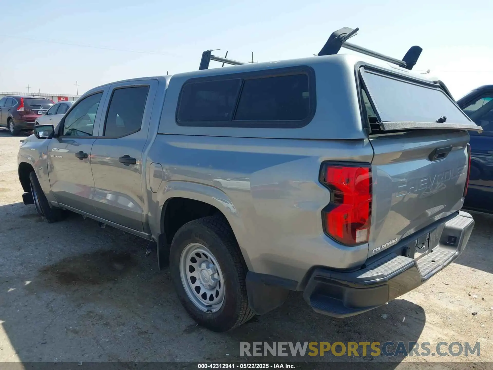 3 Photograph of a damaged car 1GCGSBEC8R1183047 CHEVROLET COLORADO 2024