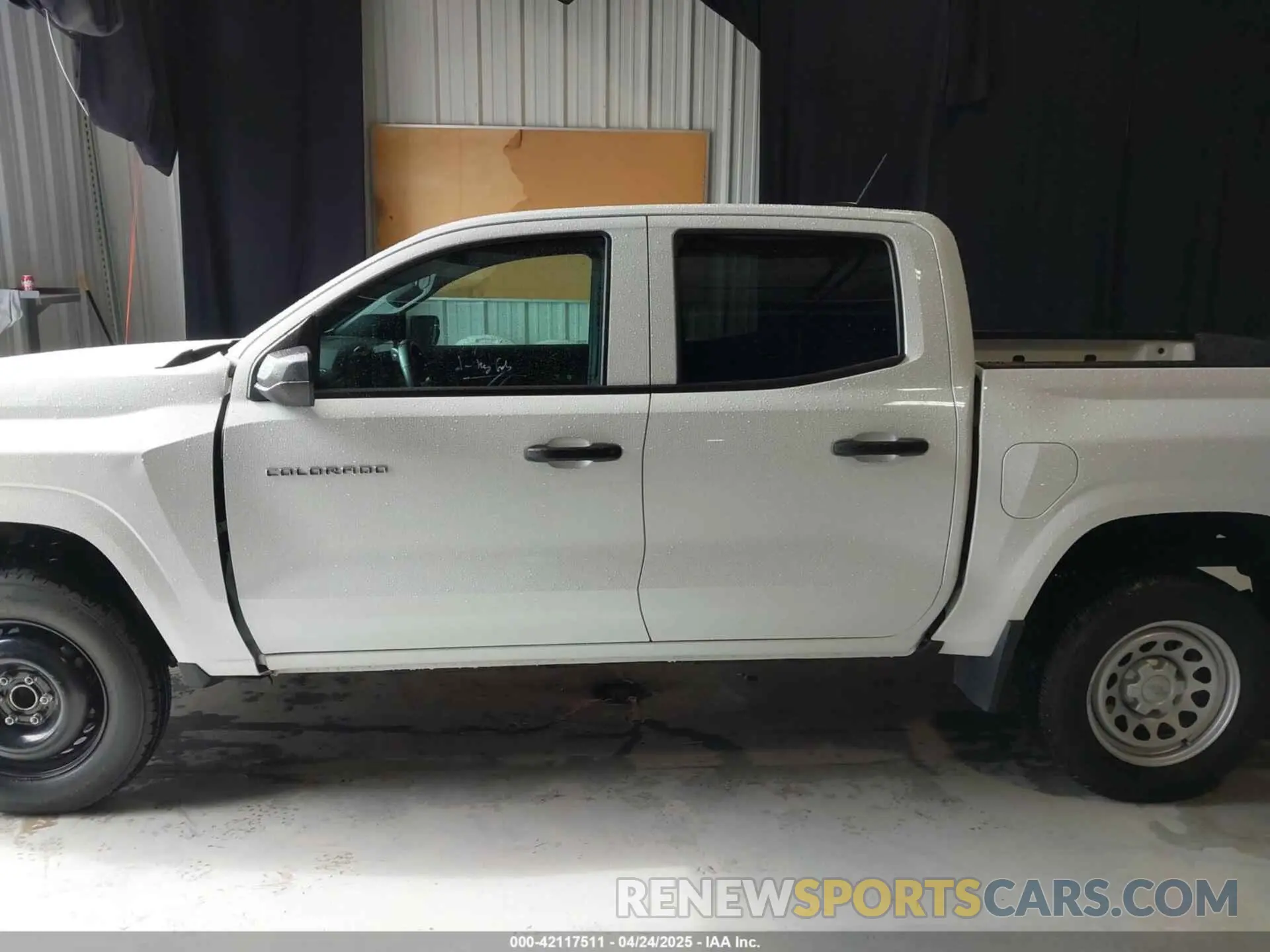 14 Photograph of a damaged car 1GCGSBEC8R1213406 CHEVROLET COLORADO 2024