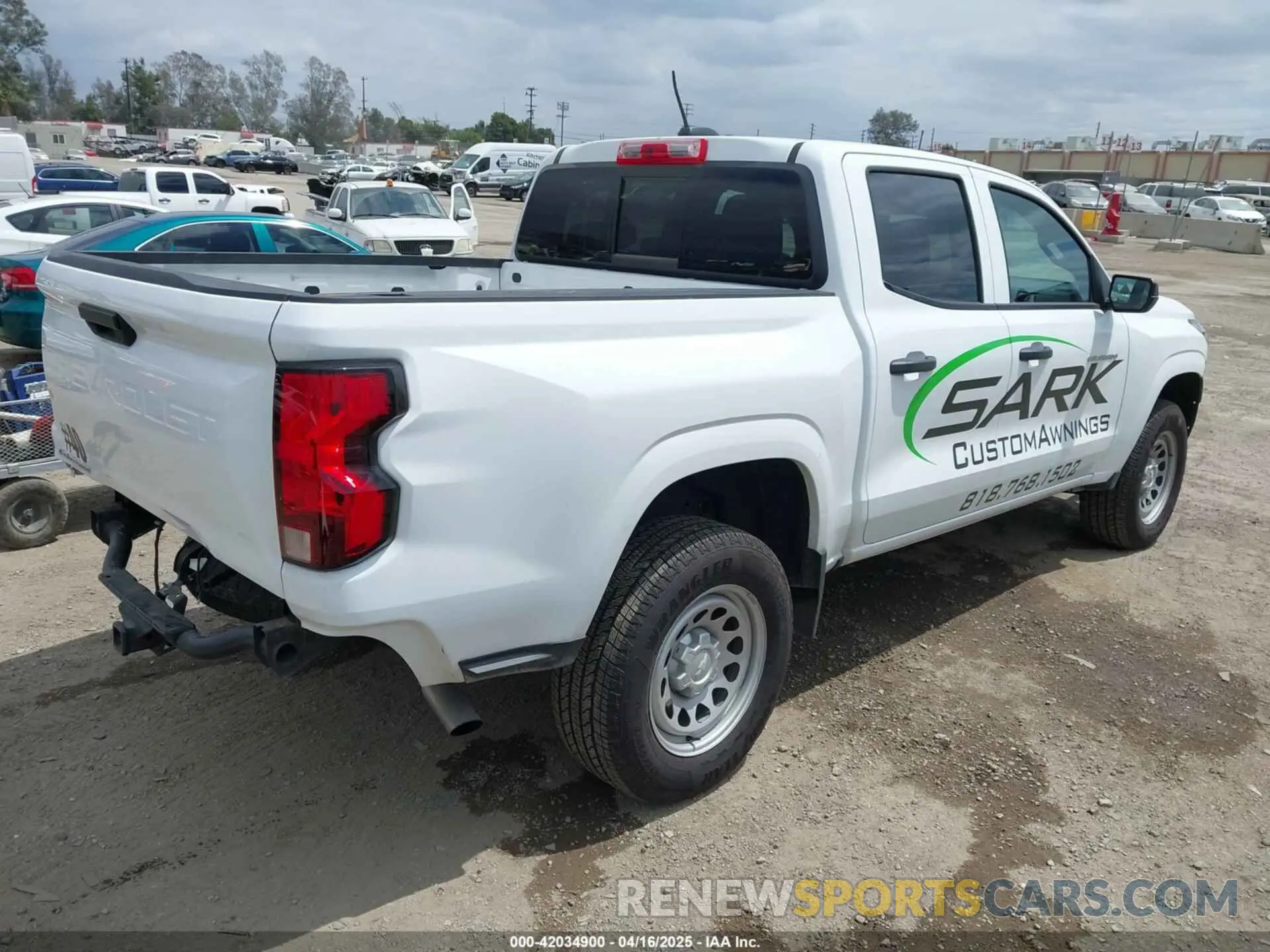 4 Photograph of a damaged car 1GCGSBEC9R1264543 CHEVROLET COLORADO 2024