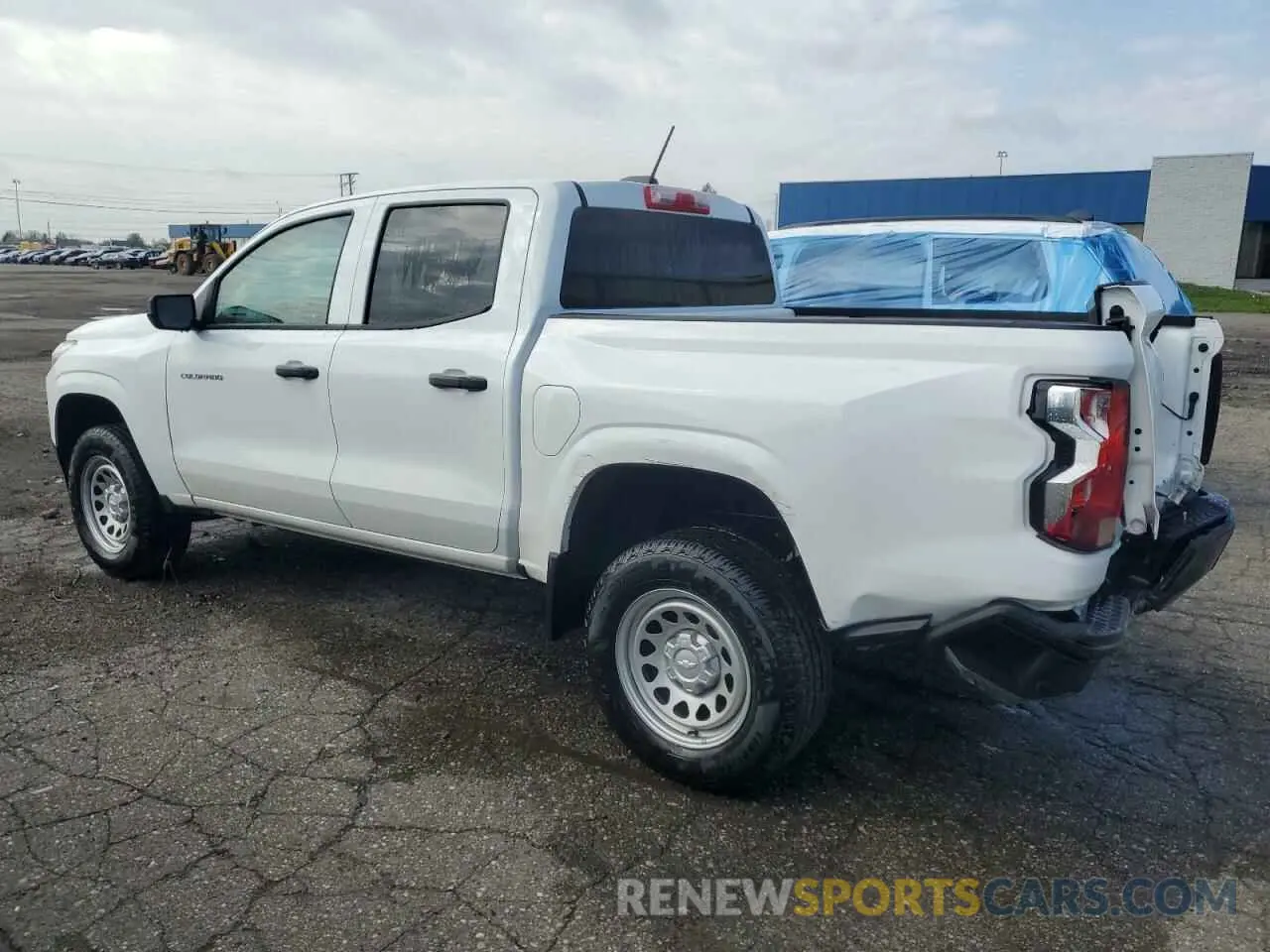 2 Photograph of a damaged car 1GCGSBEC9R1269015 CHEVROLET COLORADO 2024