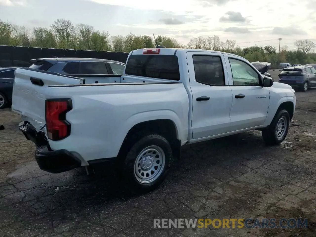 3 Photograph of a damaged car 1GCGSBEC9R1269015 CHEVROLET COLORADO 2024