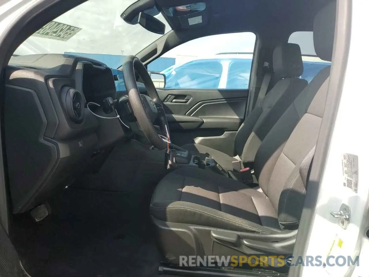 7 Photograph of a damaged car 1GCGSBEC9R1269015 CHEVROLET COLORADO 2024