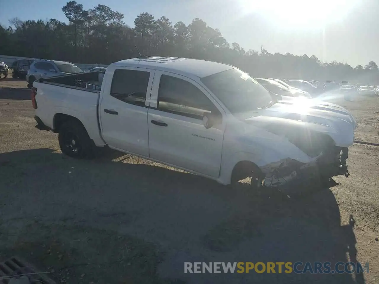 4 Photograph of a damaged car 1GCGSBECXR1181297 CHEVROLET COLORADO 2024