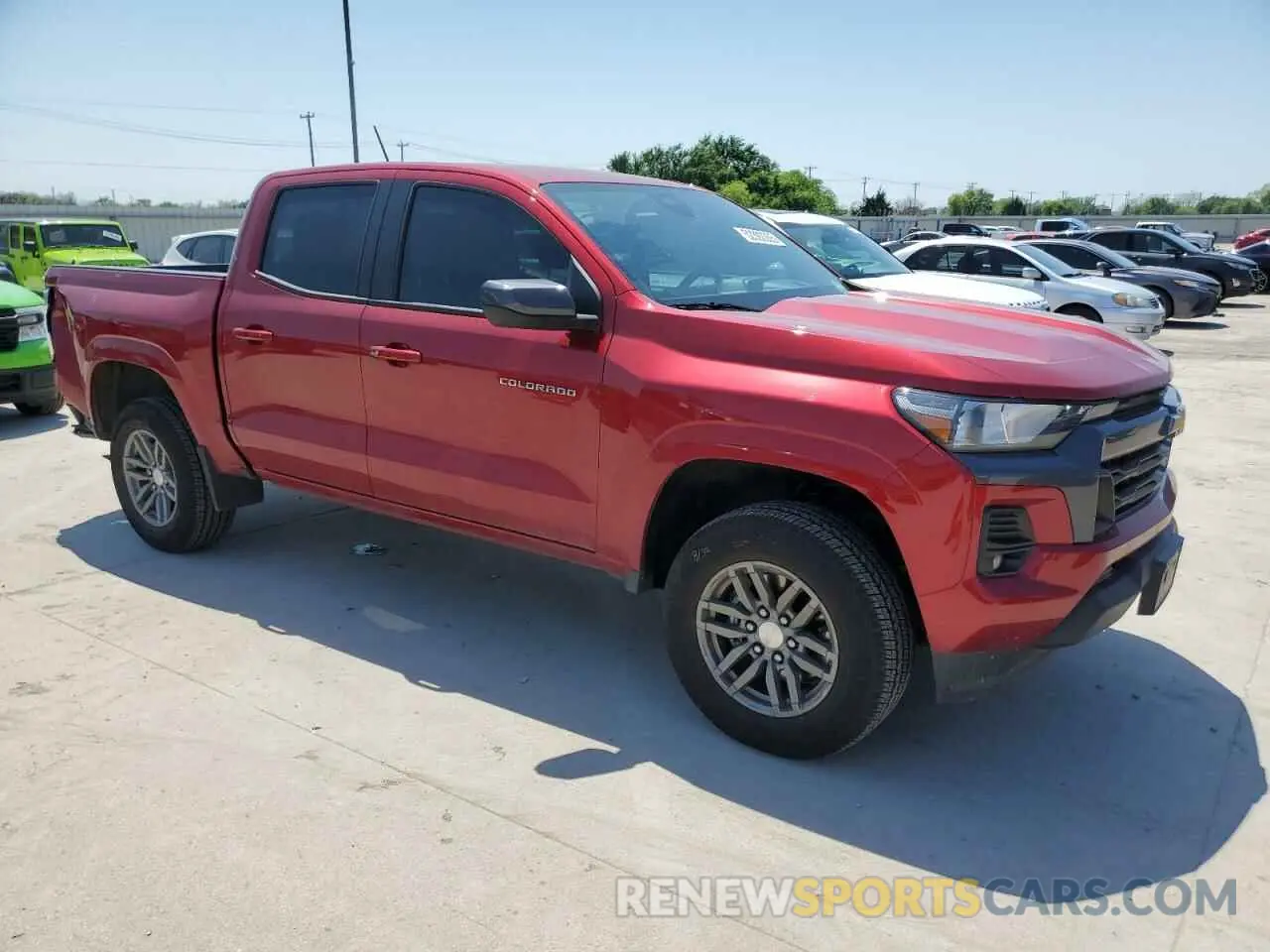 4 Photograph of a damaged car 1GCGSCEC8R1107964 CHEVROLET COLORADO 2024