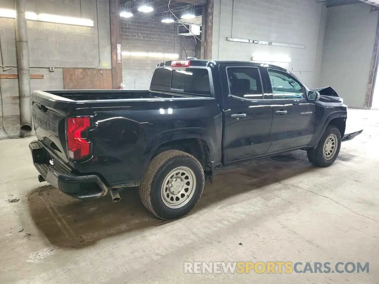 3 Photograph of a damaged car 1GCPSBEK1R1117348 CHEVROLET COLORADO 2024
