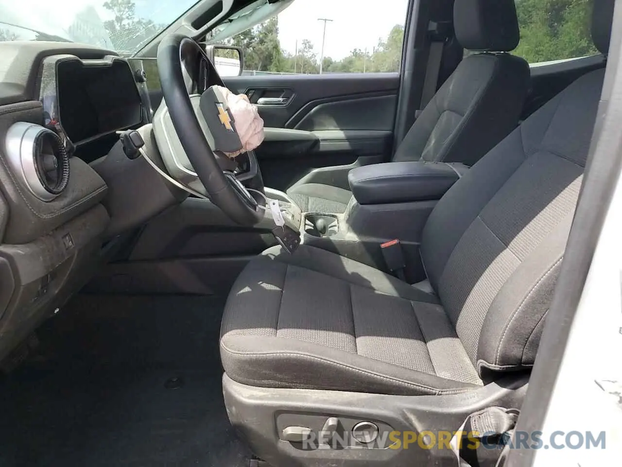 7 Photograph of a damaged car 1GCPSCEK1R1110065 CHEVROLET COLORADO 2024