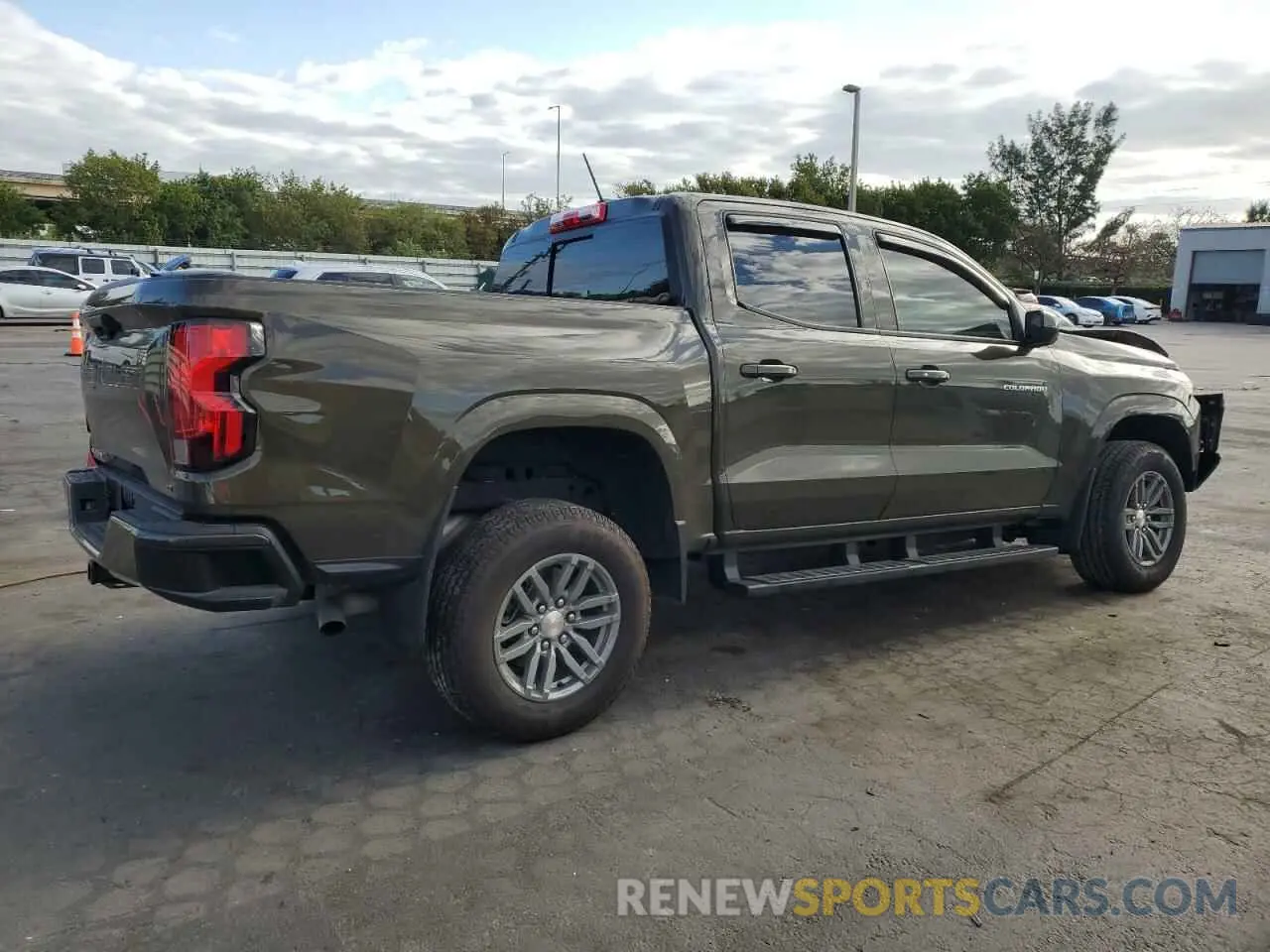 3 Photograph of a damaged car 1GCPSCEK1R1177247 CHEVROLET COLORADO 2024