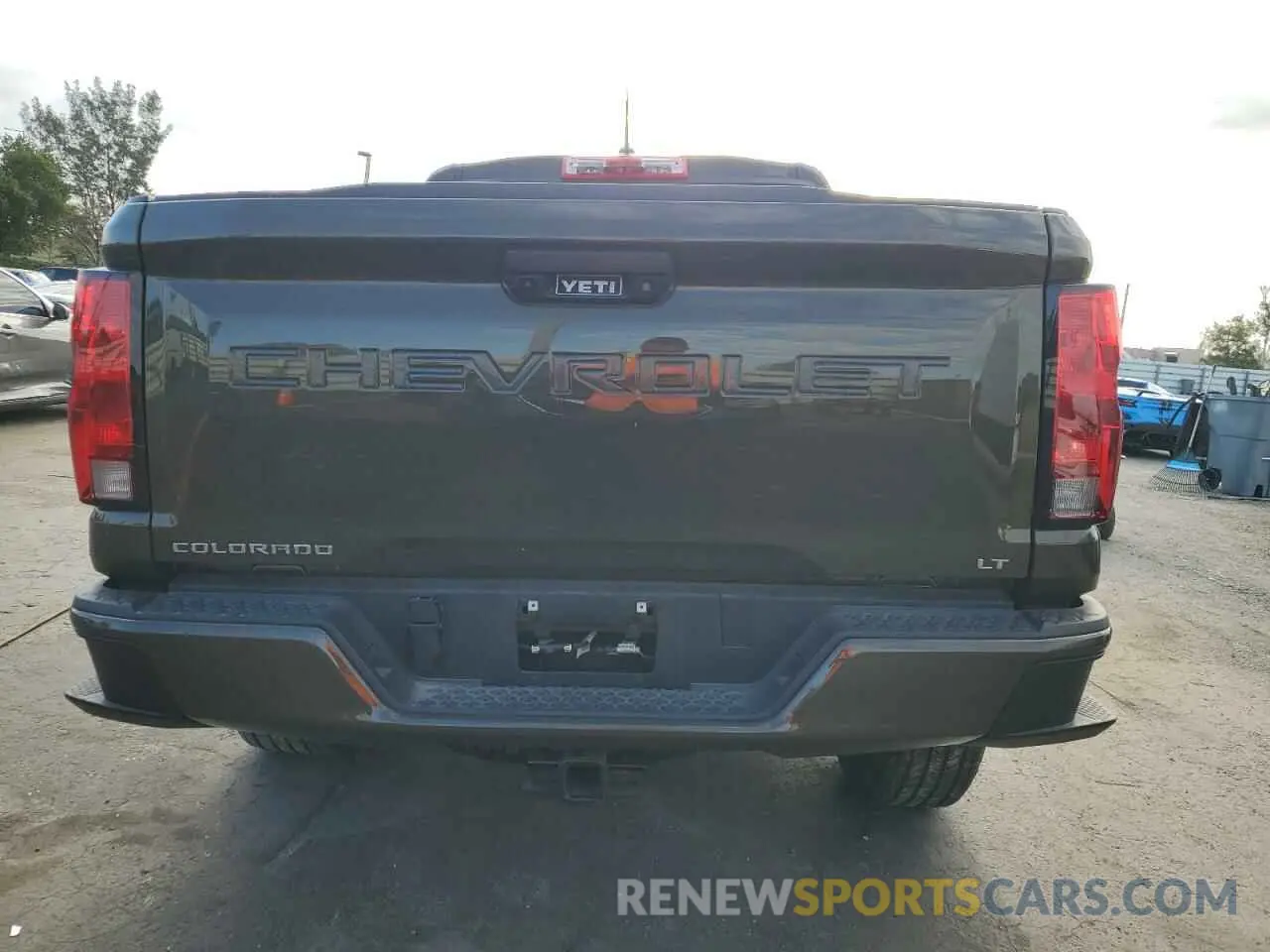 6 Photograph of a damaged car 1GCPSCEK1R1177247 CHEVROLET COLORADO 2024