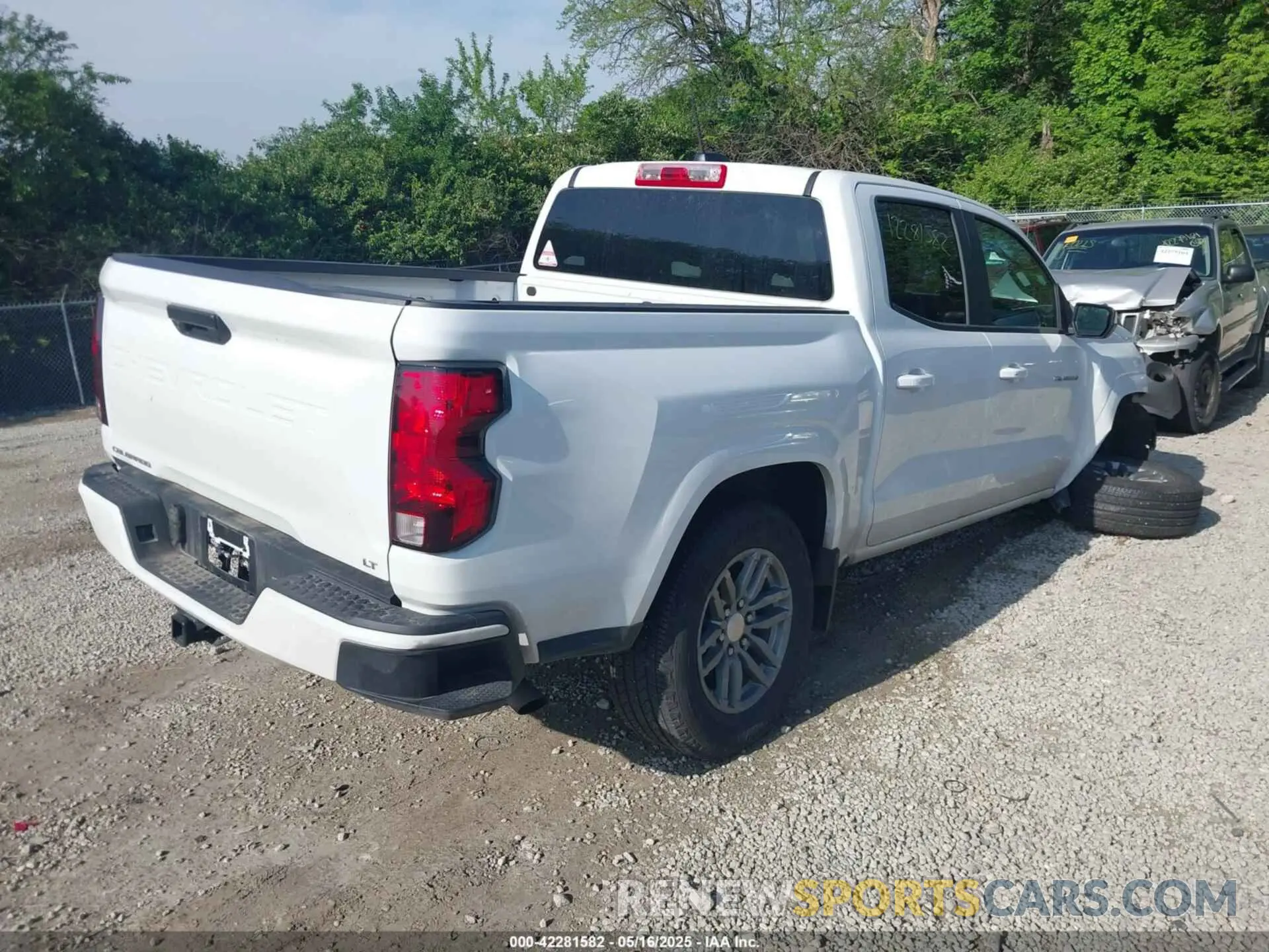 4 Photograph of a damaged car 1GCPSCEK6R1198160 CHEVROLET COLORADO 2024