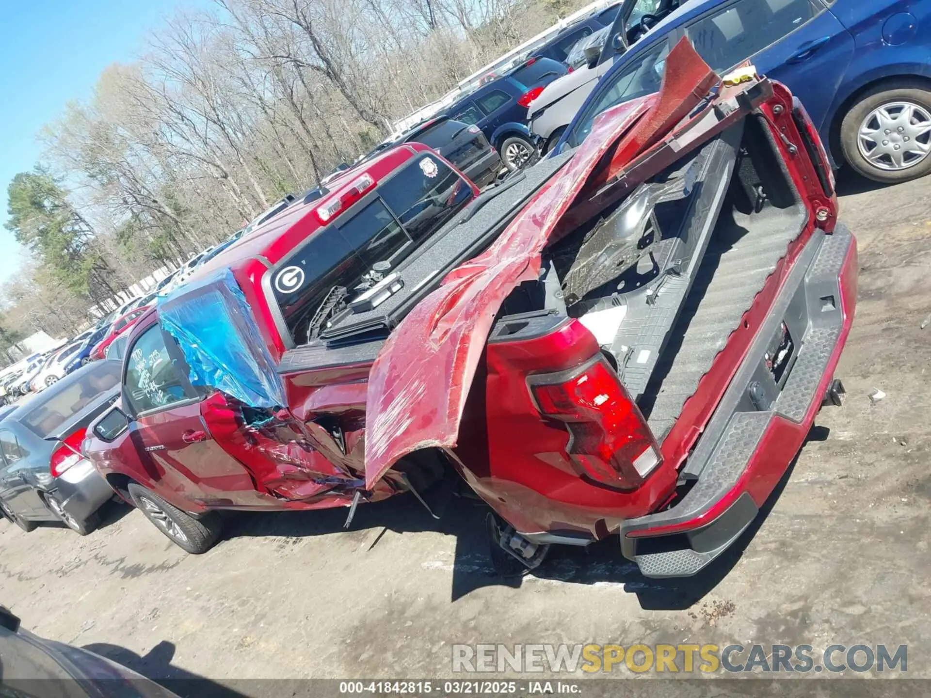 14 Photograph of a damaged car 1GCPSCEKXR1112753 CHEVROLET COLORADO 2024