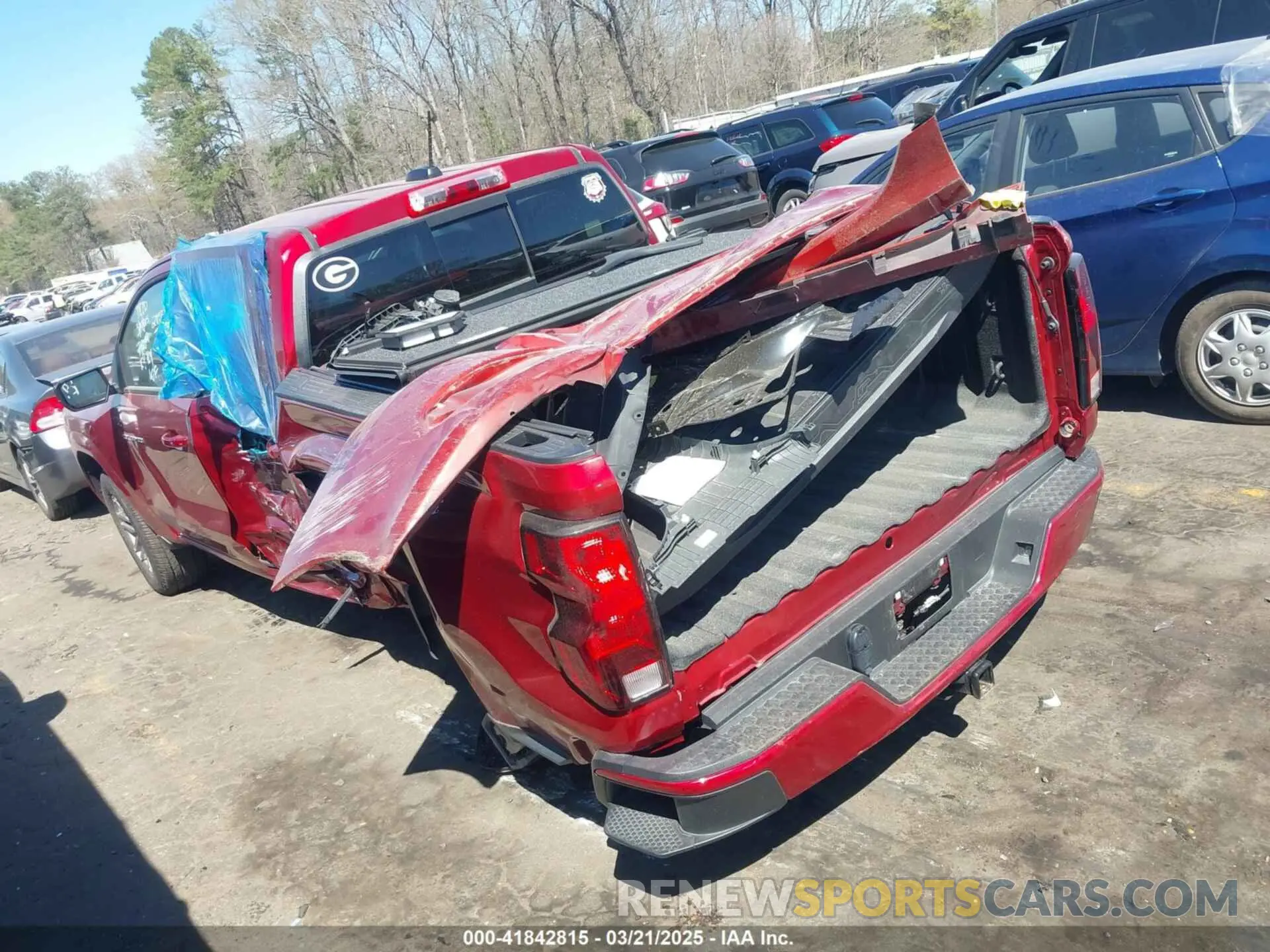 3 Photograph of a damaged car 1GCPSCEKXR1112753 CHEVROLET COLORADO 2024
