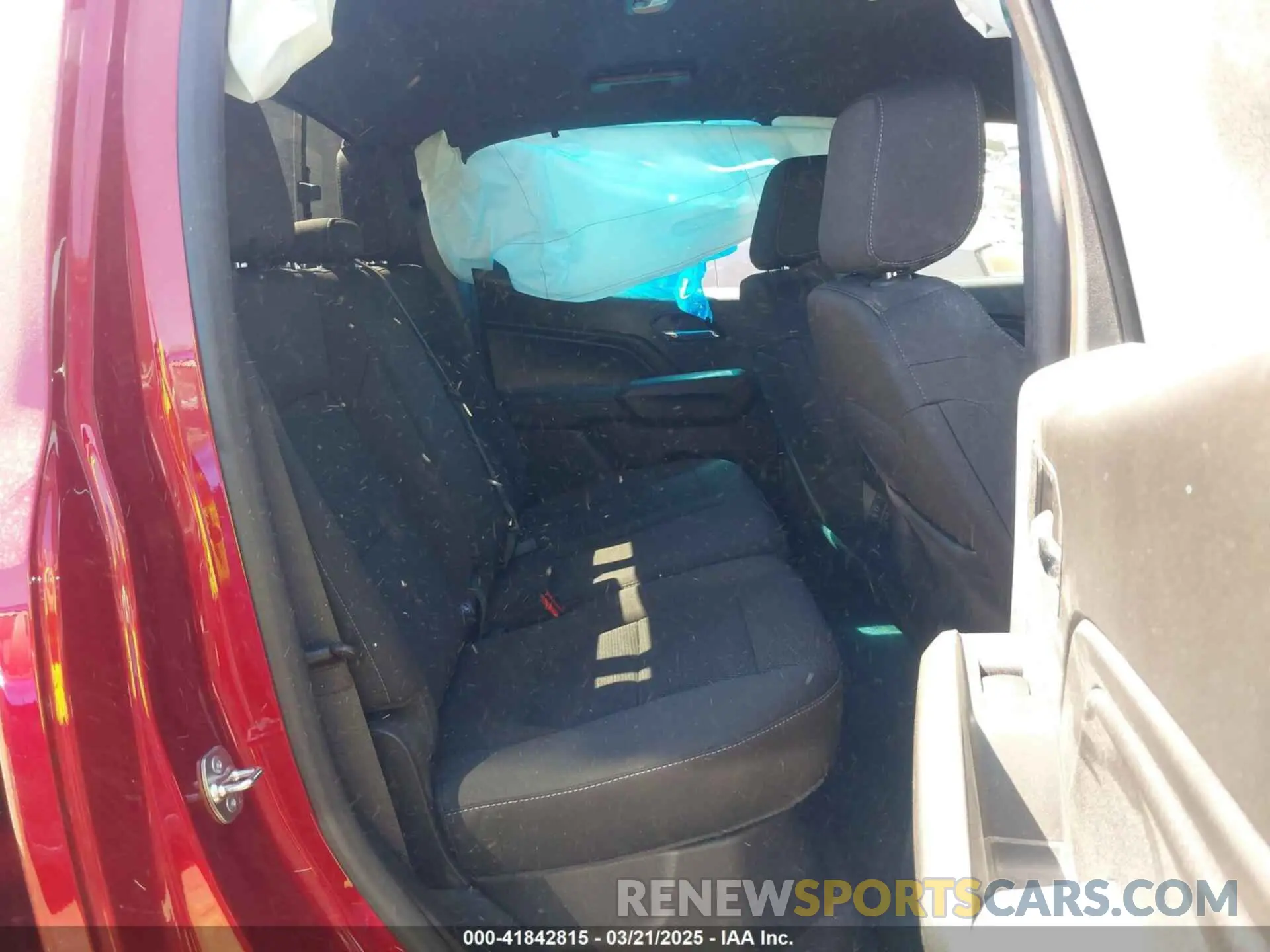 8 Photograph of a damaged car 1GCPSCEKXR1112753 CHEVROLET COLORADO 2024