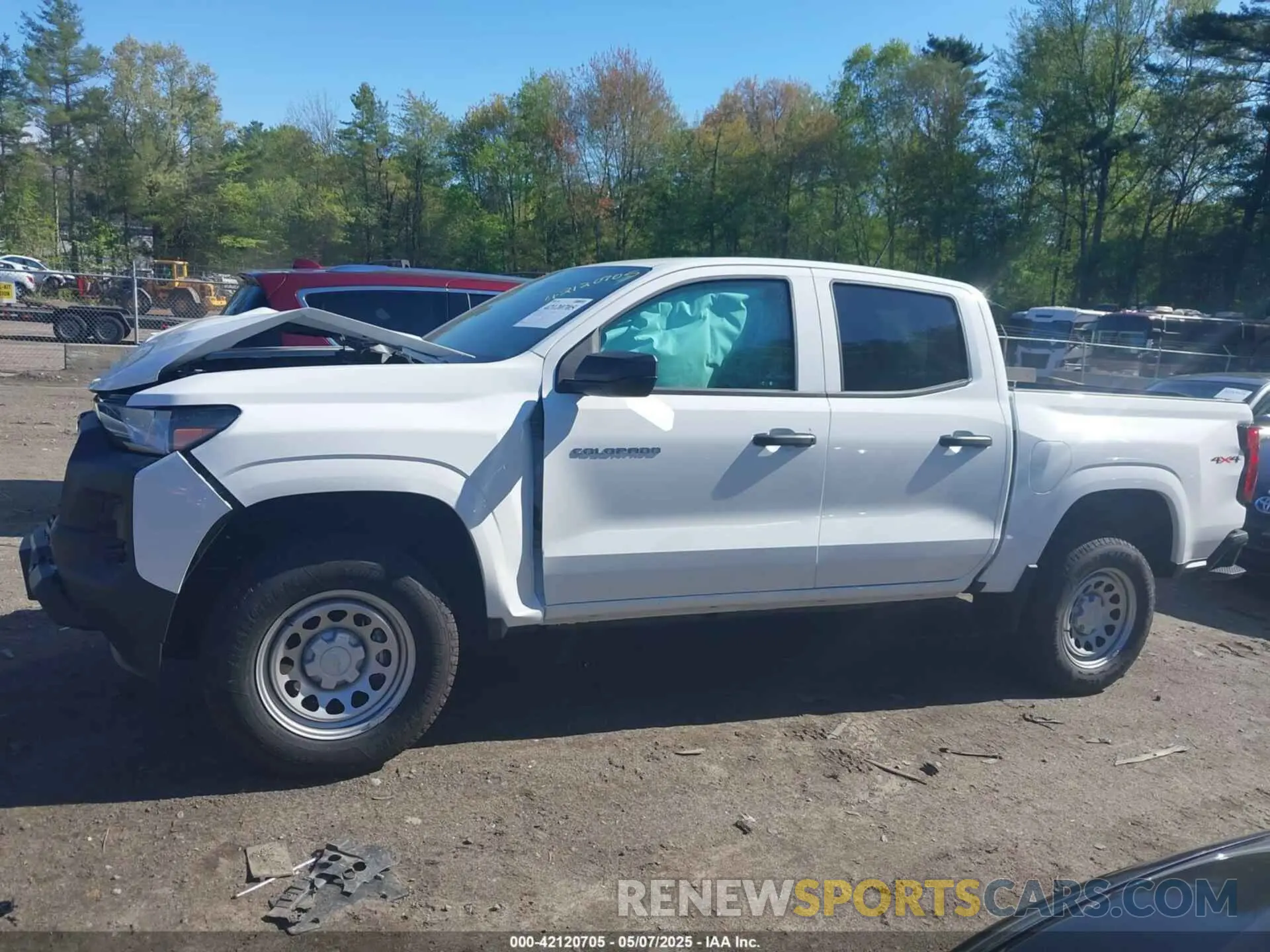 14 Photograph of a damaged car 1GCPTBEK0R1306831 CHEVROLET COLORADO 2024