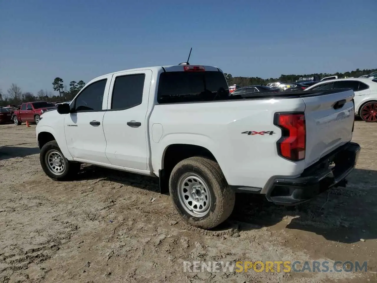 2 Photograph of a damaged car 1GCPTBEK8R1112919 CHEVROLET COLORADO 2024