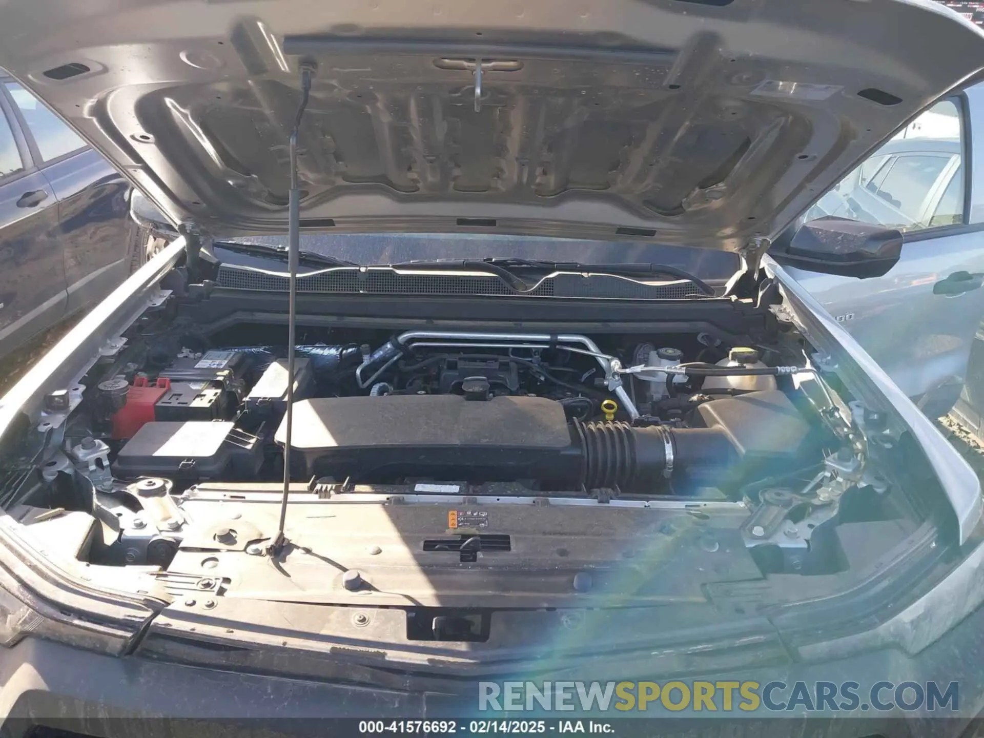 10 Photograph of a damaged car 1GCPTBEK8R1131731 CHEVROLET COLORADO 2024