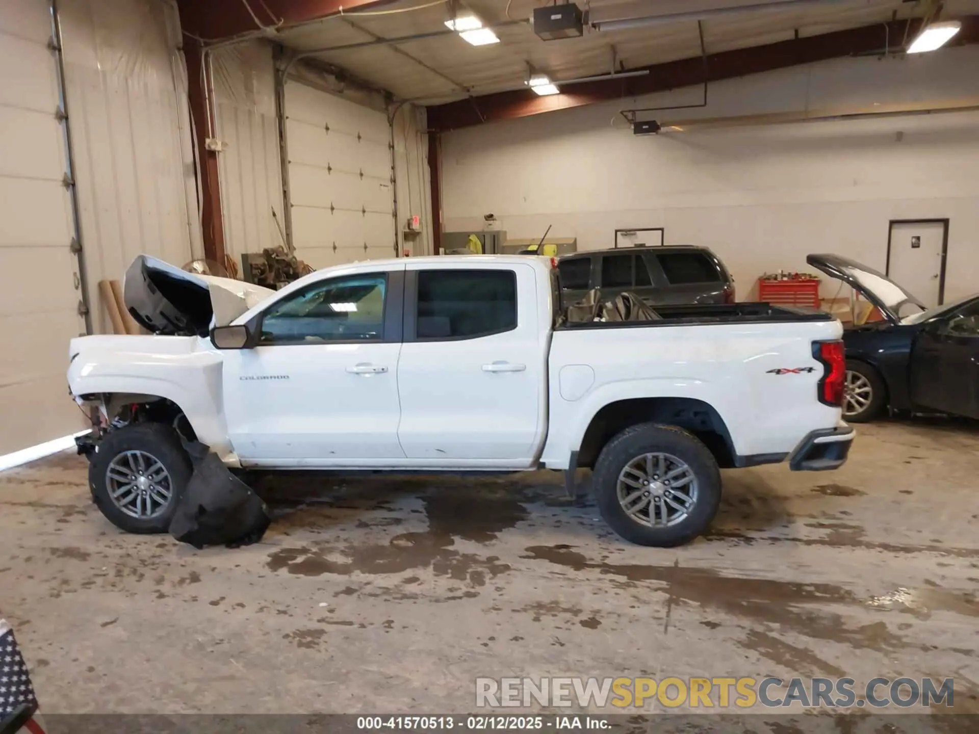 14 Photograph of a damaged car 1GCPTCEK1R1131804 CHEVROLET COLORADO 2024