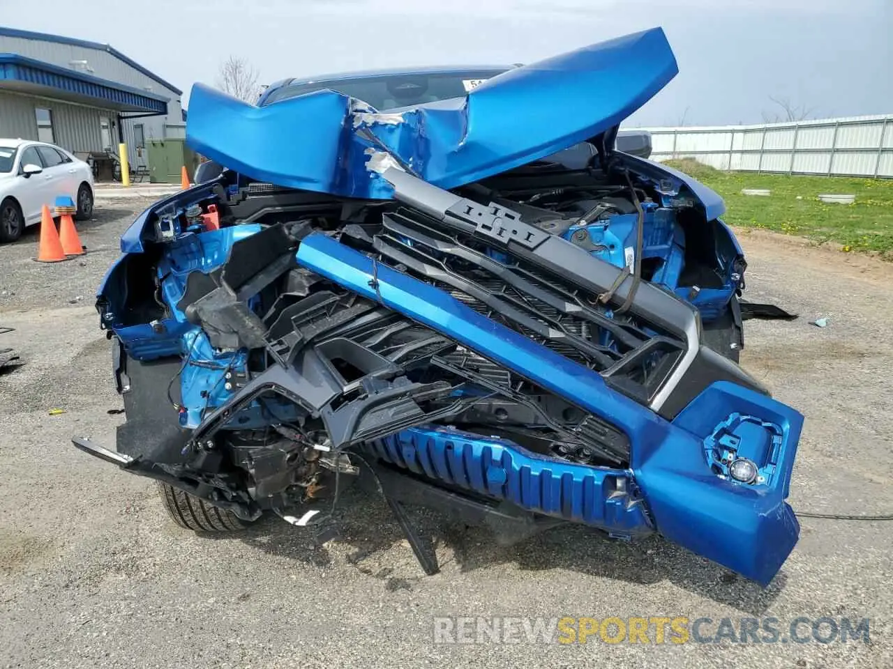 5 Photograph of a damaged car 1GCPTCEK2R1117412 CHEVROLET COLORADO 2024
