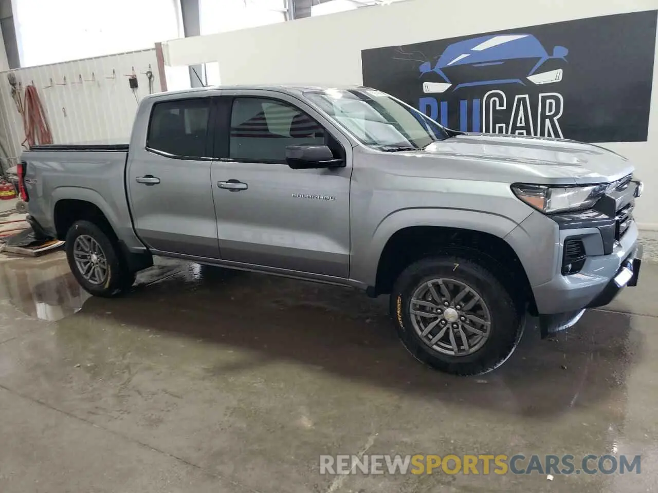 4 Photograph of a damaged car 1GCPTCEK6R1123519 CHEVROLET COLORADO 2024