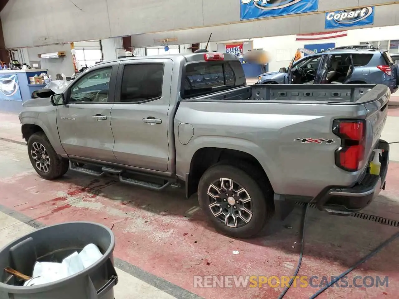 2 Photograph of a damaged car 1GCPTCEK6R1163535 CHEVROLET COLORADO 2024