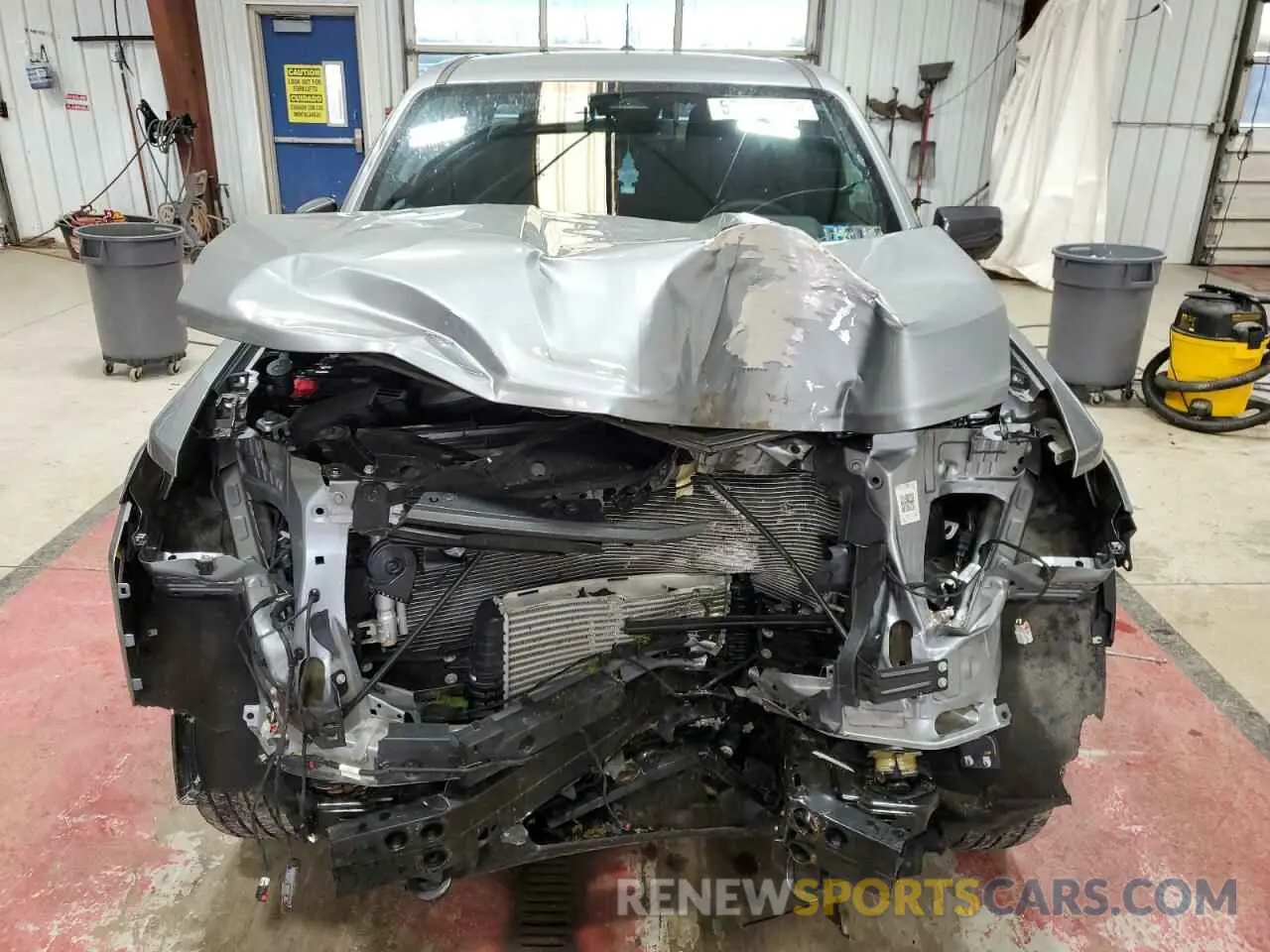 5 Photograph of a damaged car 1GCPTCEK6R1163535 CHEVROLET COLORADO 2024