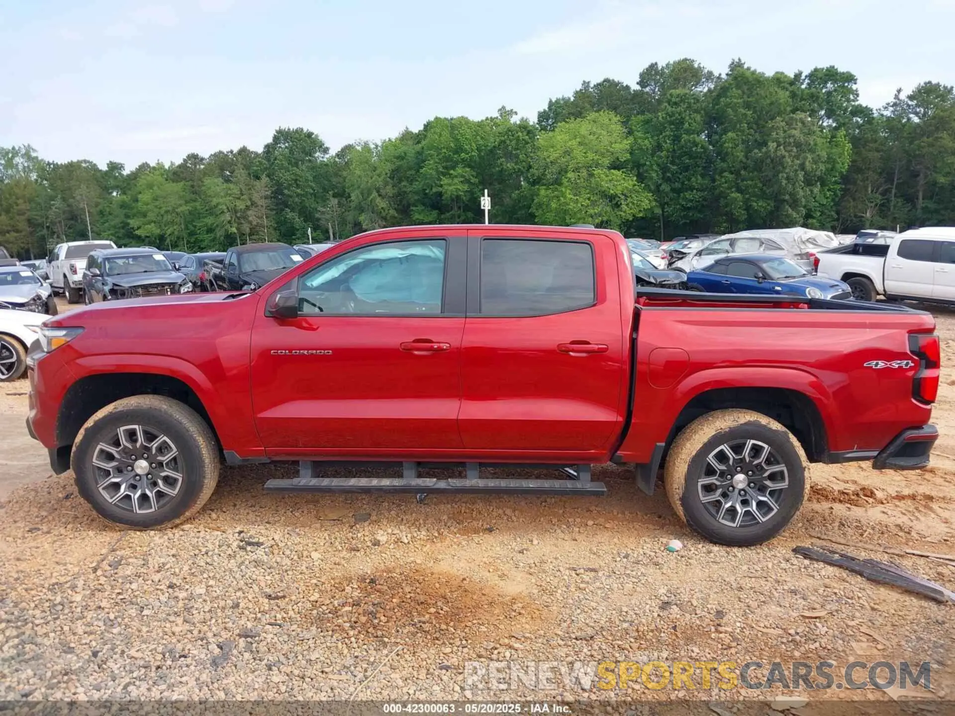 14 Photograph of a damaged car 1GCPTCEK9R1130349 CHEVROLET COLORADO 2024