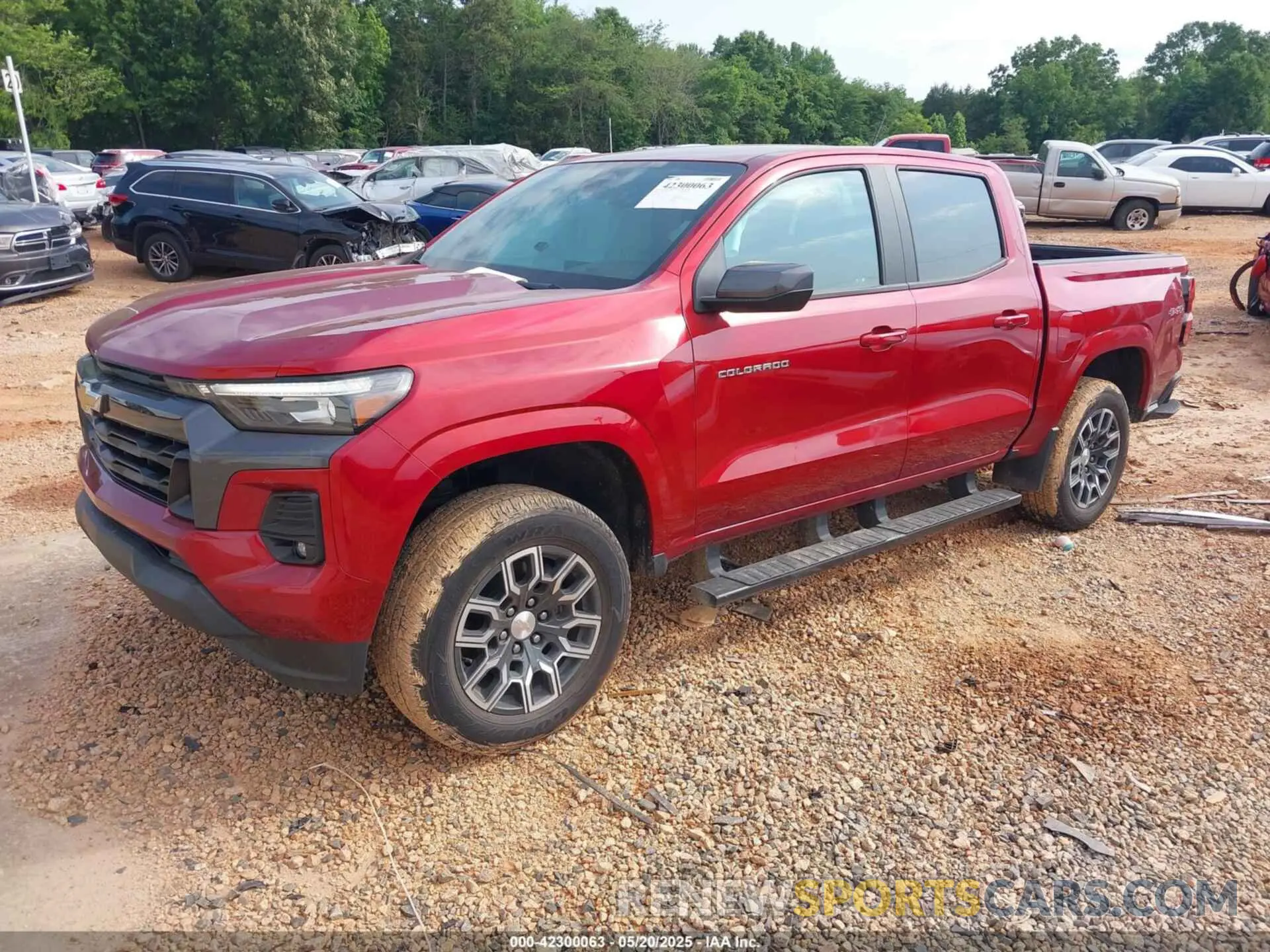 2 Photograph of a damaged car 1GCPTCEK9R1130349 CHEVROLET COLORADO 2024