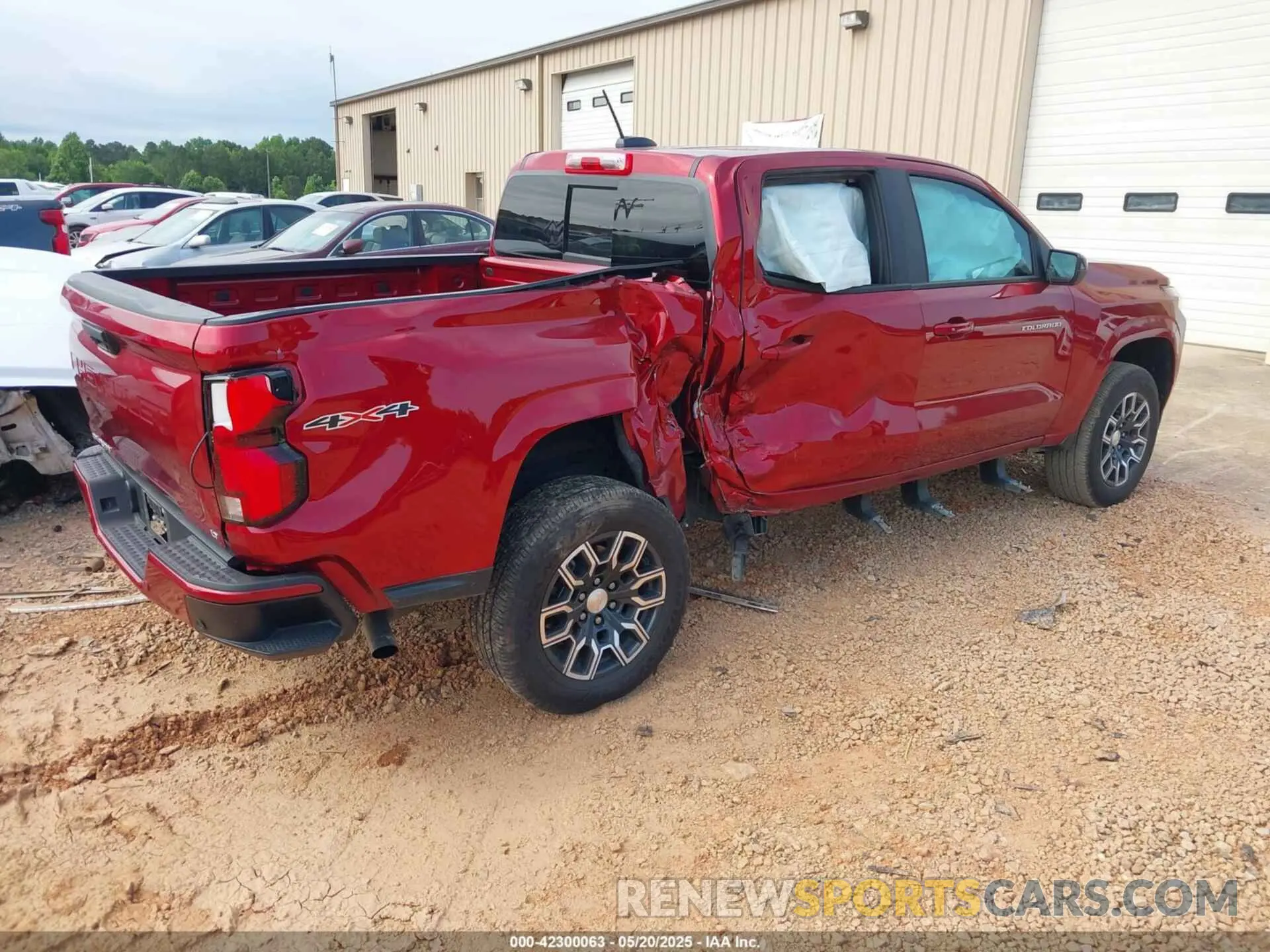 4 Photograph of a damaged car 1GCPTCEK9R1130349 CHEVROLET COLORADO 2024
