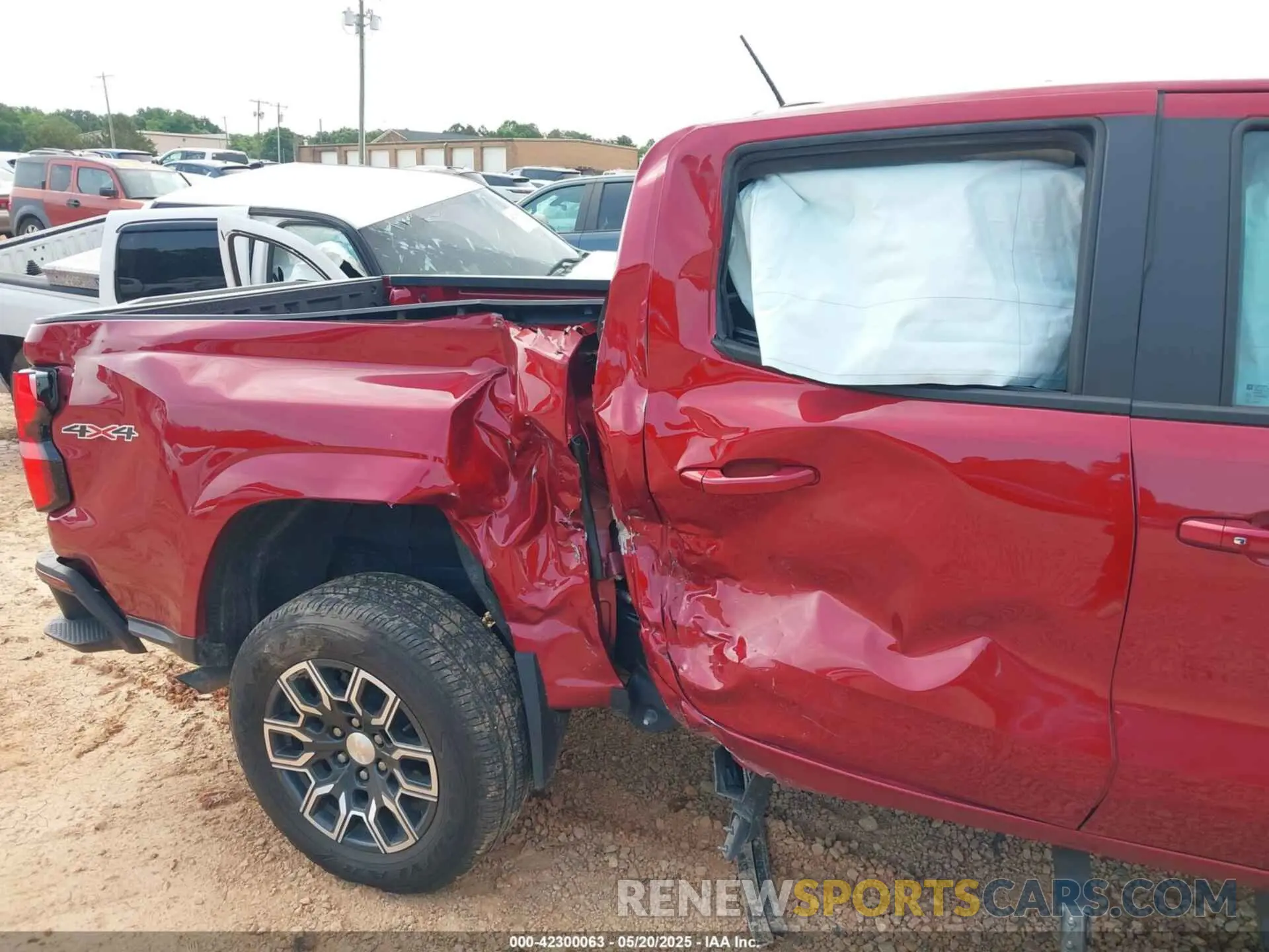 6 Photograph of a damaged car 1GCPTCEK9R1130349 CHEVROLET COLORADO 2024