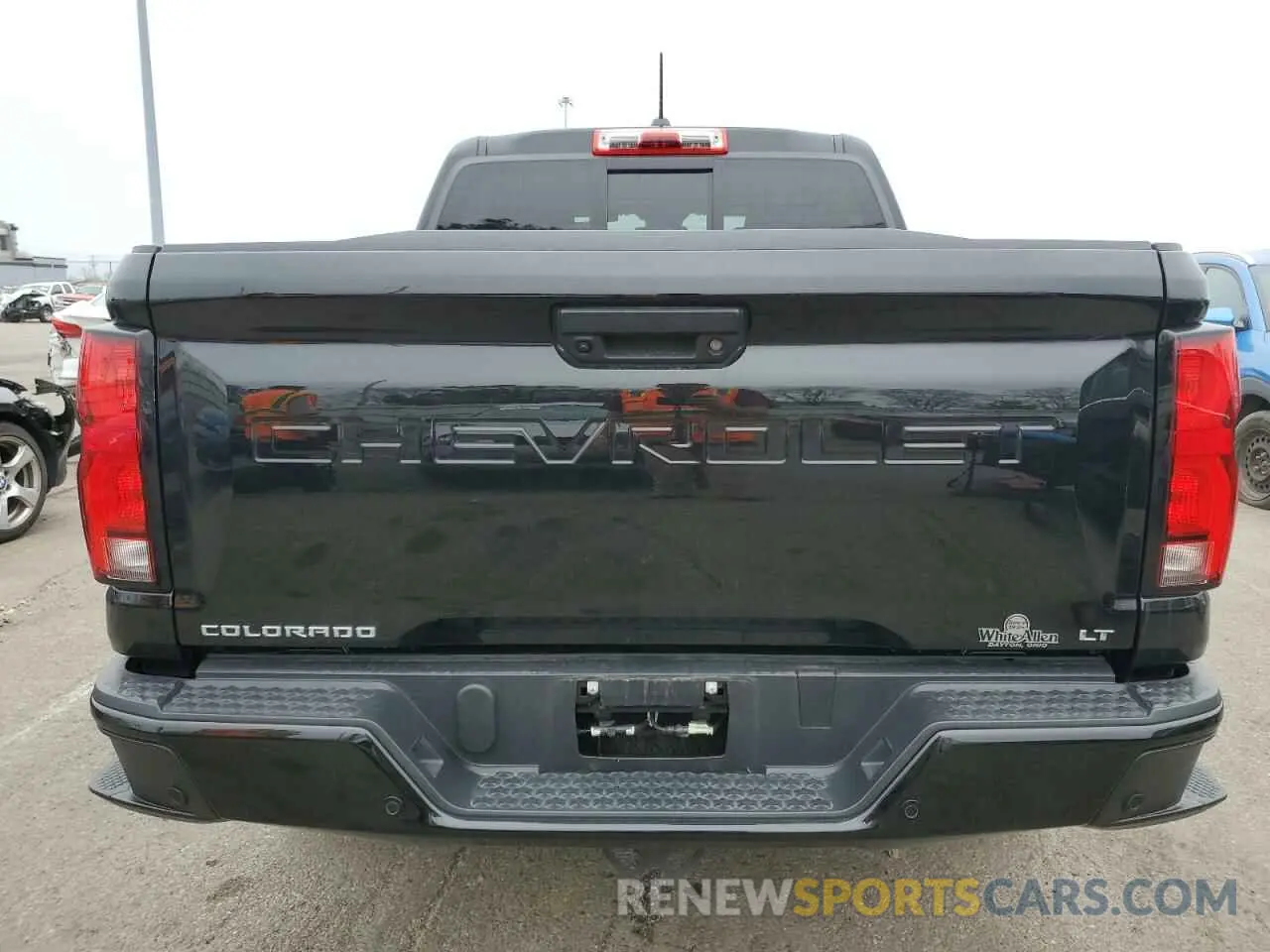 6 Photograph of a damaged car 1GCPTCEKXR1144504 CHEVROLET COLORADO 2024
