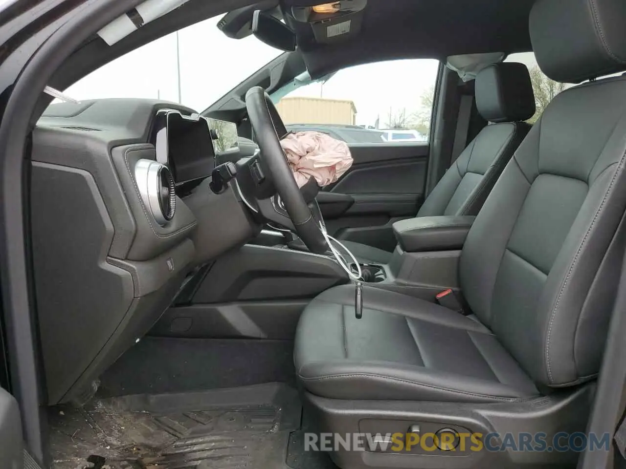 7 Photograph of a damaged car 1GCPTCEKXR1144504 CHEVROLET COLORADO 2024