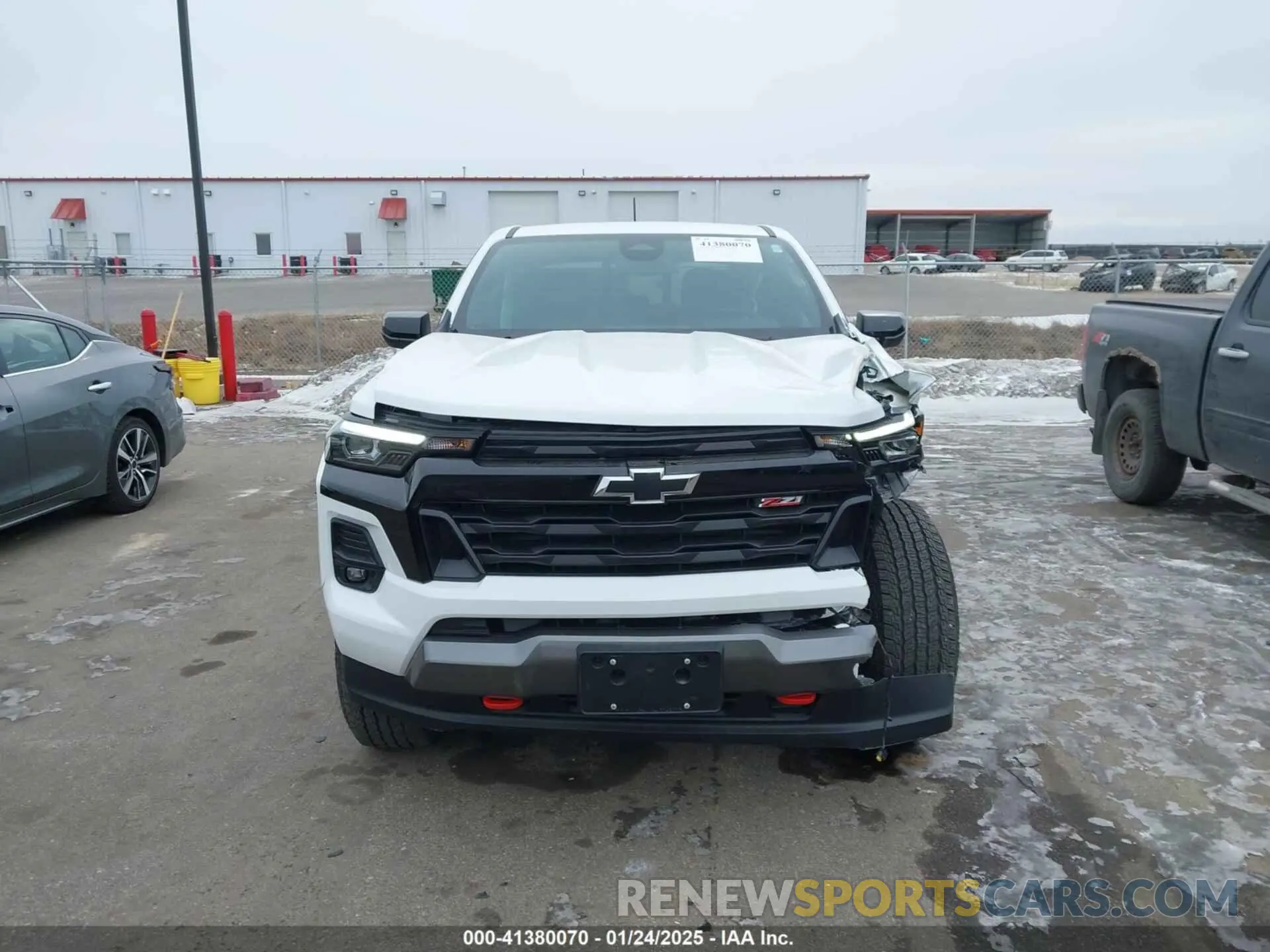 12 Photograph of a damaged car 1GCPTDEK1R1113664 CHEVROLET COLORADO 2024