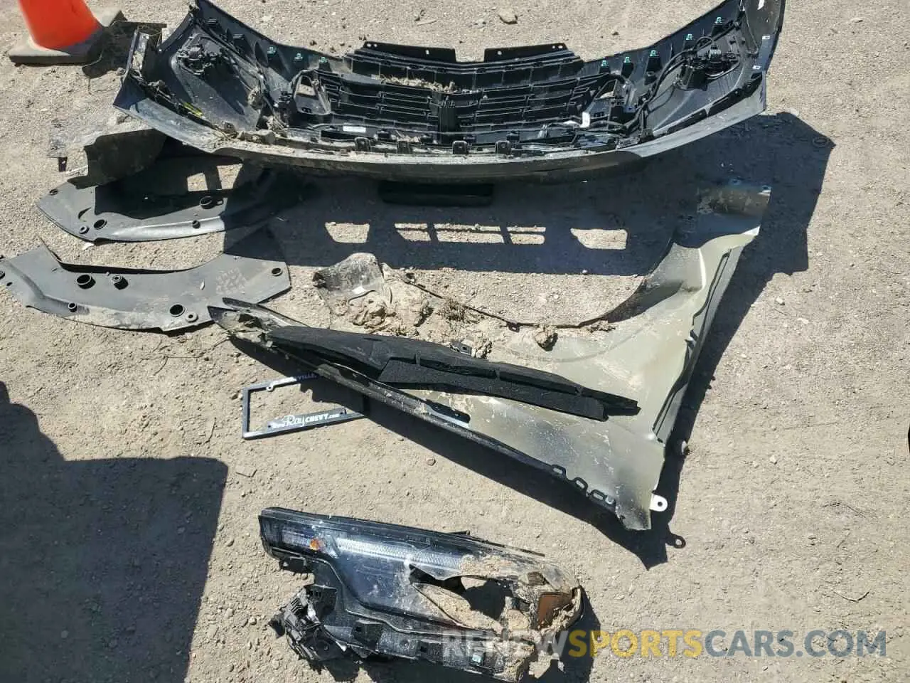 14 Photograph of a damaged car 1GCPTDEK1R1244321 CHEVROLET COLORADO 2024