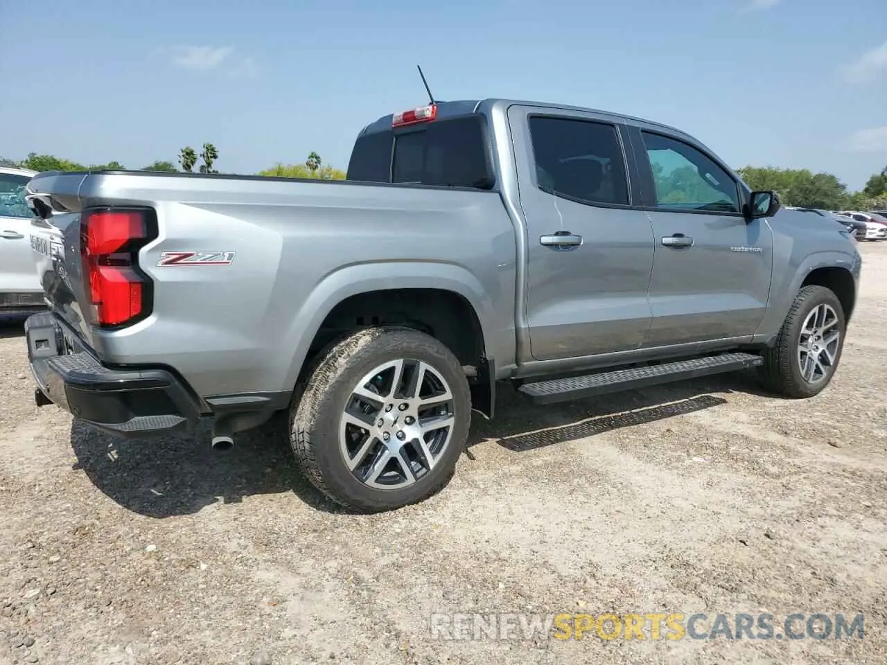 3 Photograph of a damaged car 1GCPTDEK3R1212177 CHEVROLET COLORADO 2024
