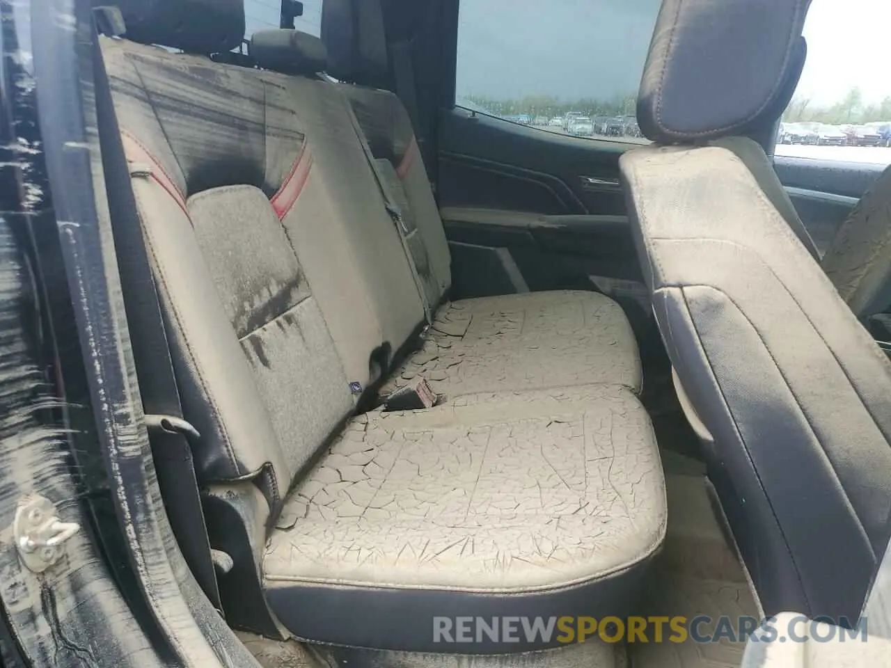 10 Photograph of a damaged car 1GCPTDEK3R1287946 CHEVROLET COLORADO 2024