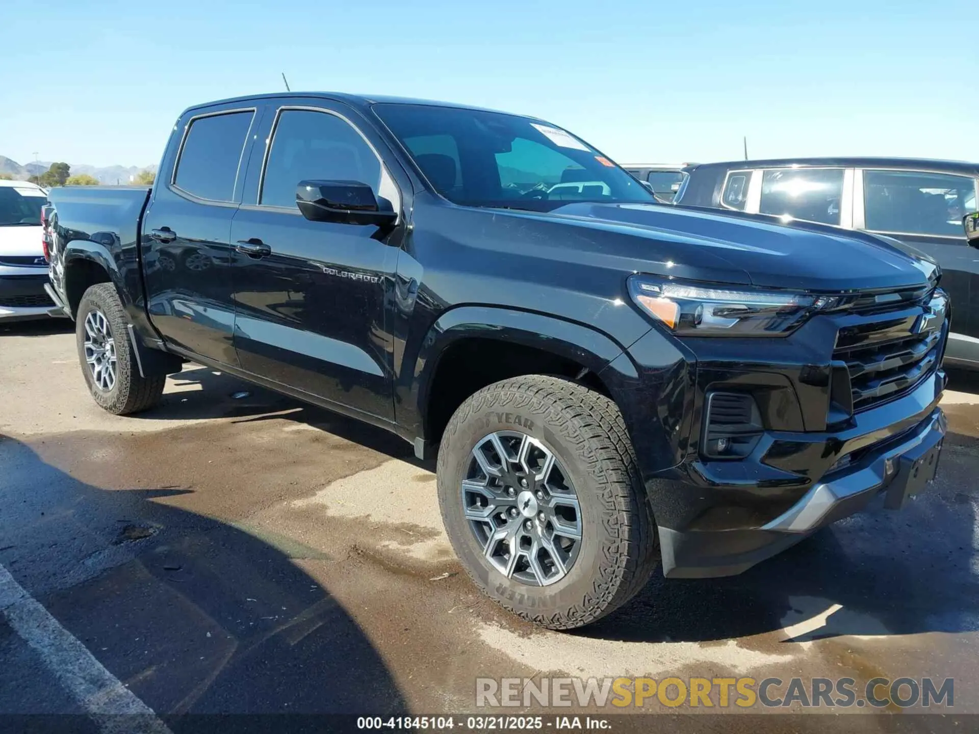 1 Photograph of a damaged car 1GCPTDEK4R1153009 CHEVROLET COLORADO 2024