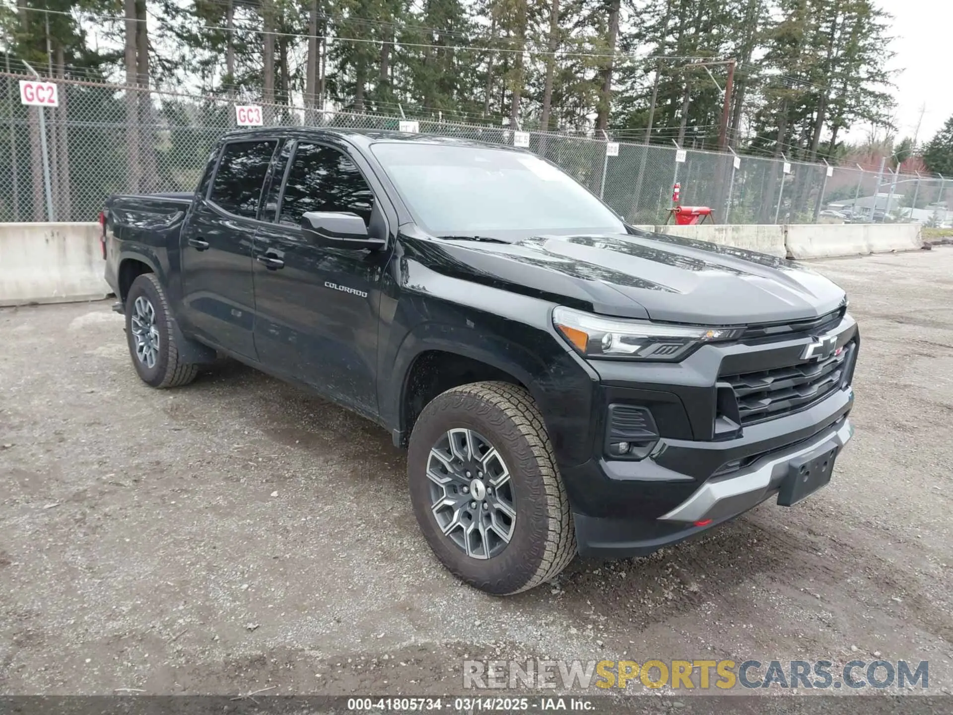 1 Photograph of a damaged car 1GCPTDEK5R1196760 CHEVROLET COLORADO 2024