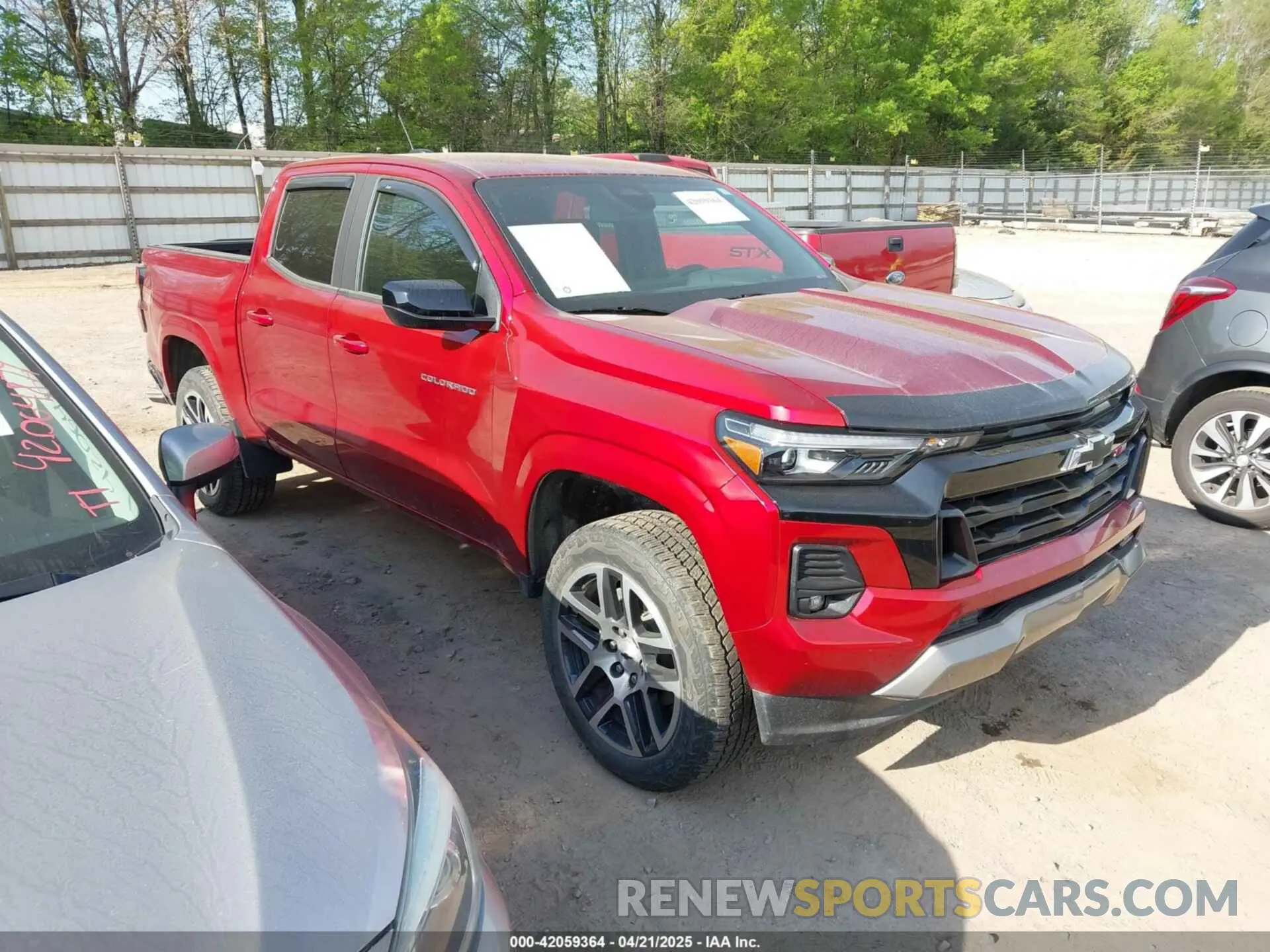 1 Photograph of a damaged car 1GCPTDEK8R1119445 CHEVROLET COLORADO 2024