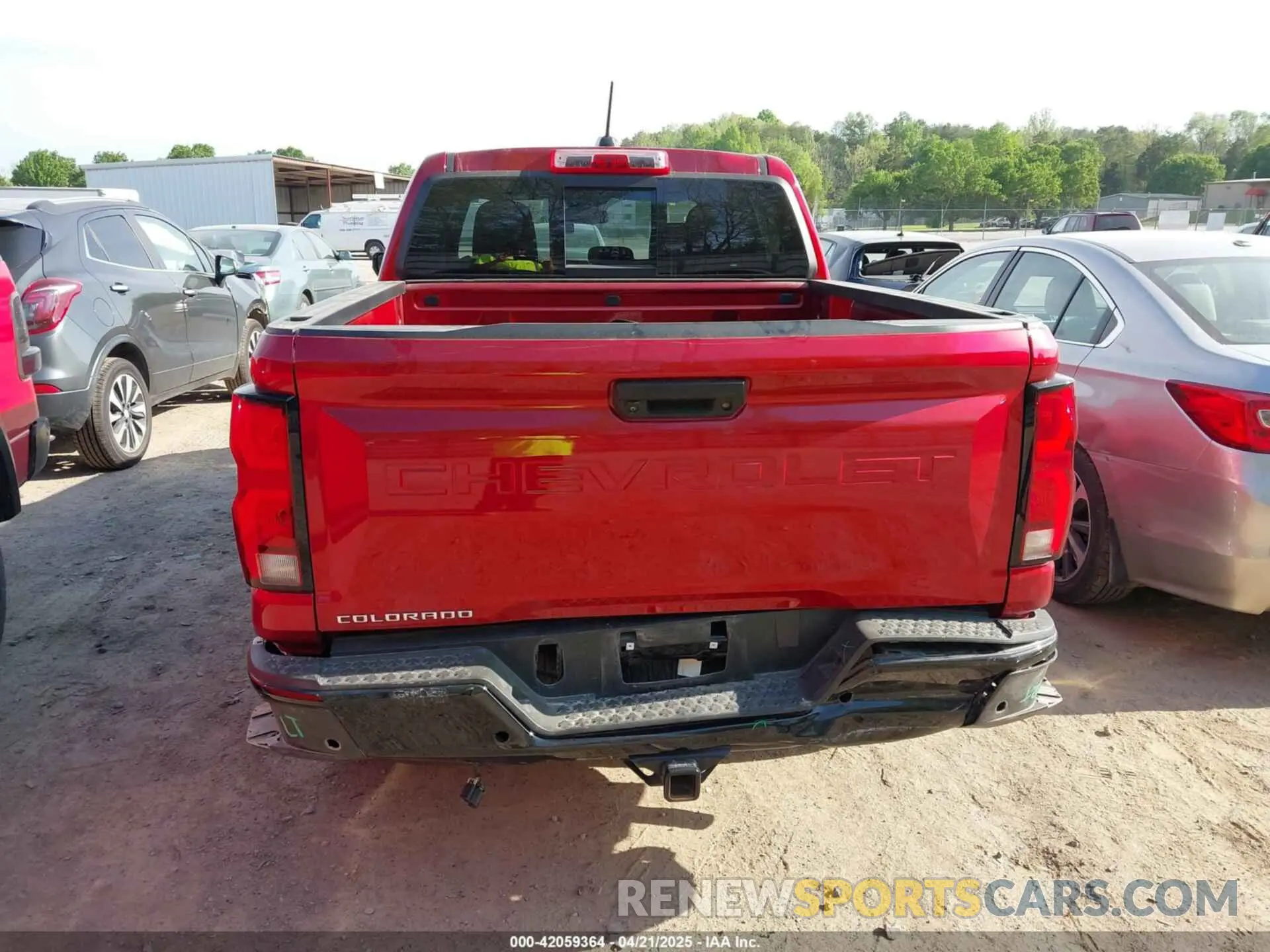 6 Photograph of a damaged car 1GCPTDEK8R1119445 CHEVROLET COLORADO 2024