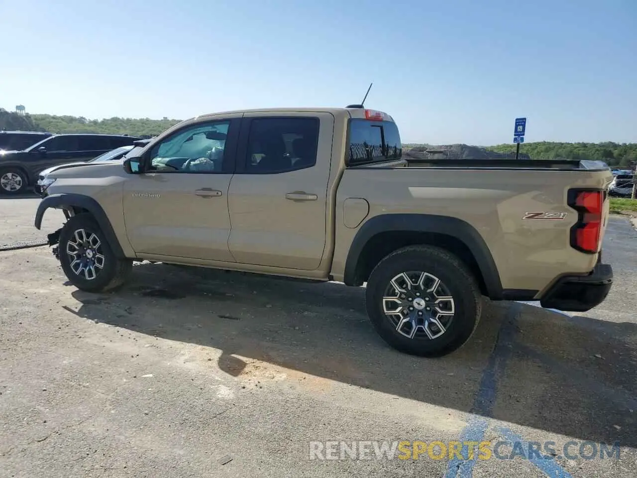 2 Photograph of a damaged car 1GCPTDEK9R1117302 CHEVROLET COLORADO 2024