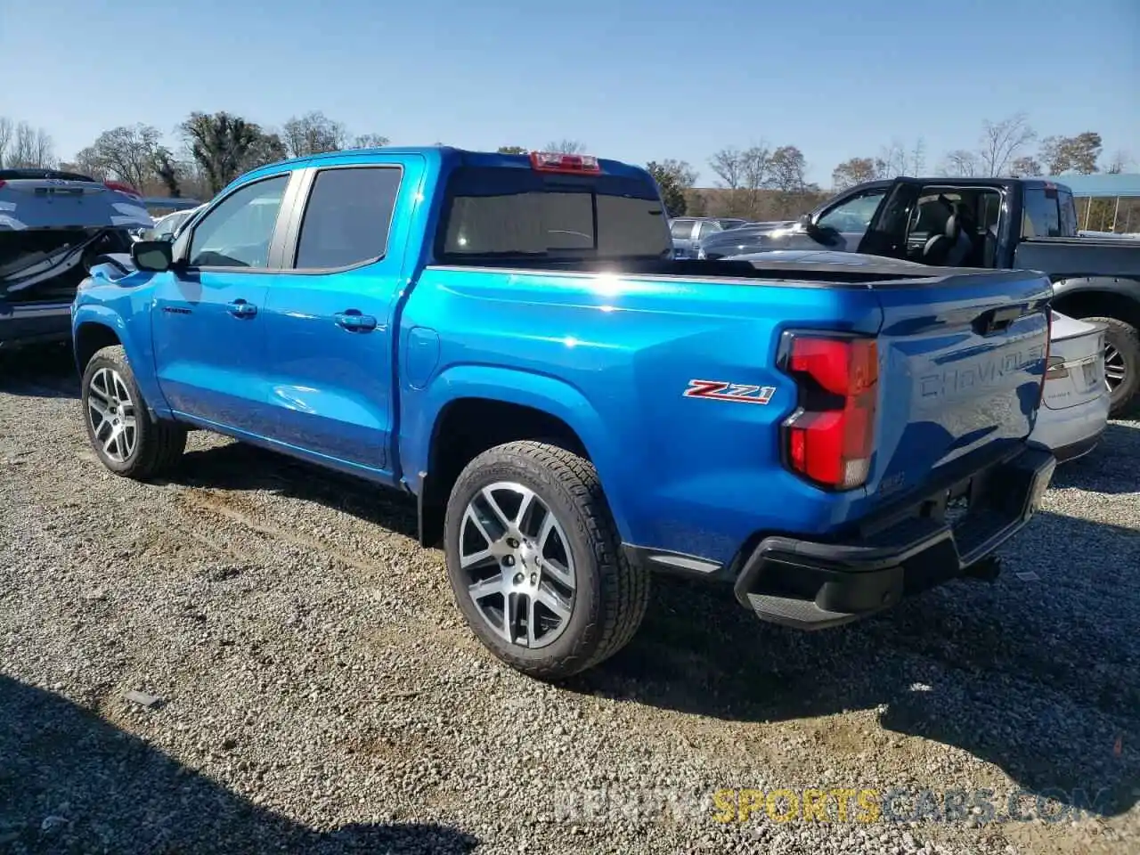 2 Photograph of a damaged car 1GCPTDEKXR1153399 CHEVROLET COLORADO 2024