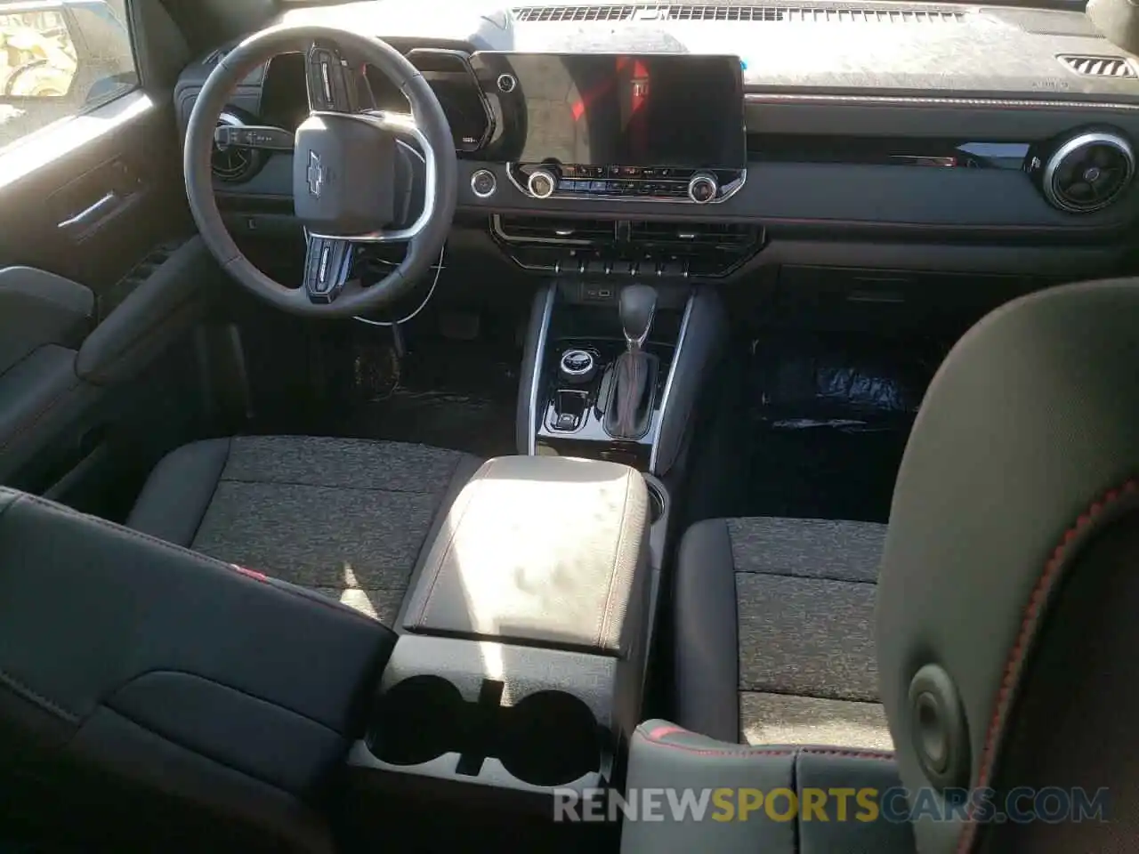 8 Photograph of a damaged car 1GCPTDEKXR1153399 CHEVROLET COLORADO 2024