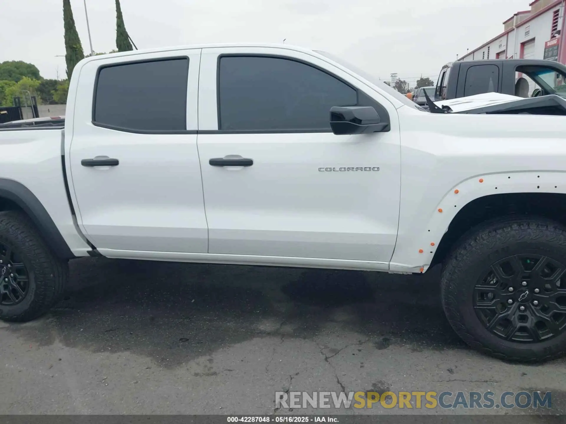 12 Photograph of a damaged car 1GCPTEEK1R1156164 CHEVROLET COLORADO 2024