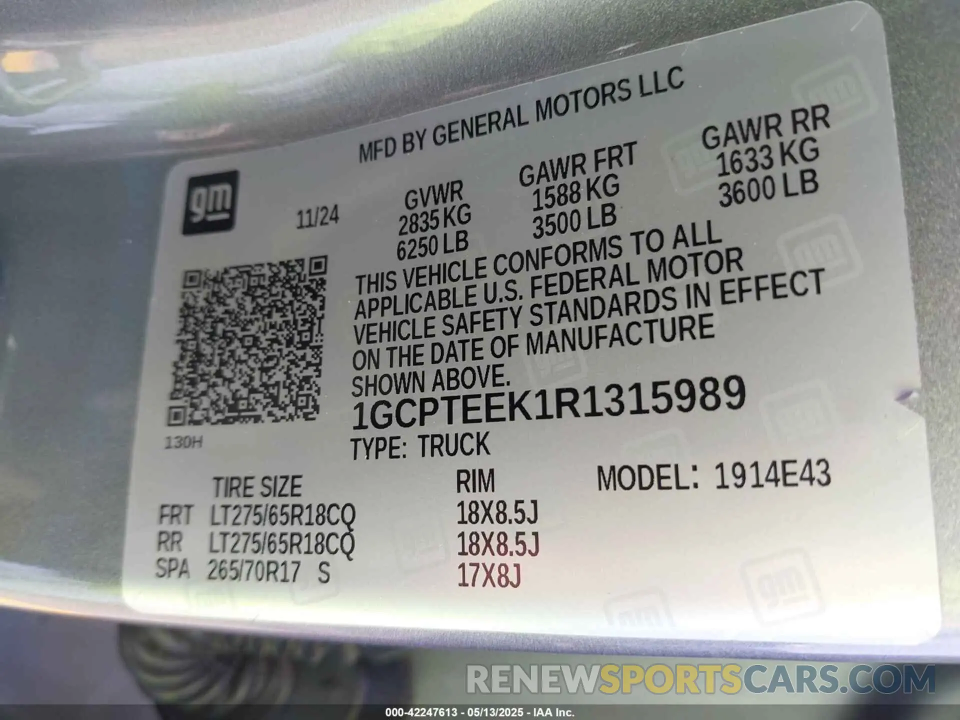 9 Photograph of a damaged car 1GCPTEEK1R1315989 CHEVROLET COLORADO 2024