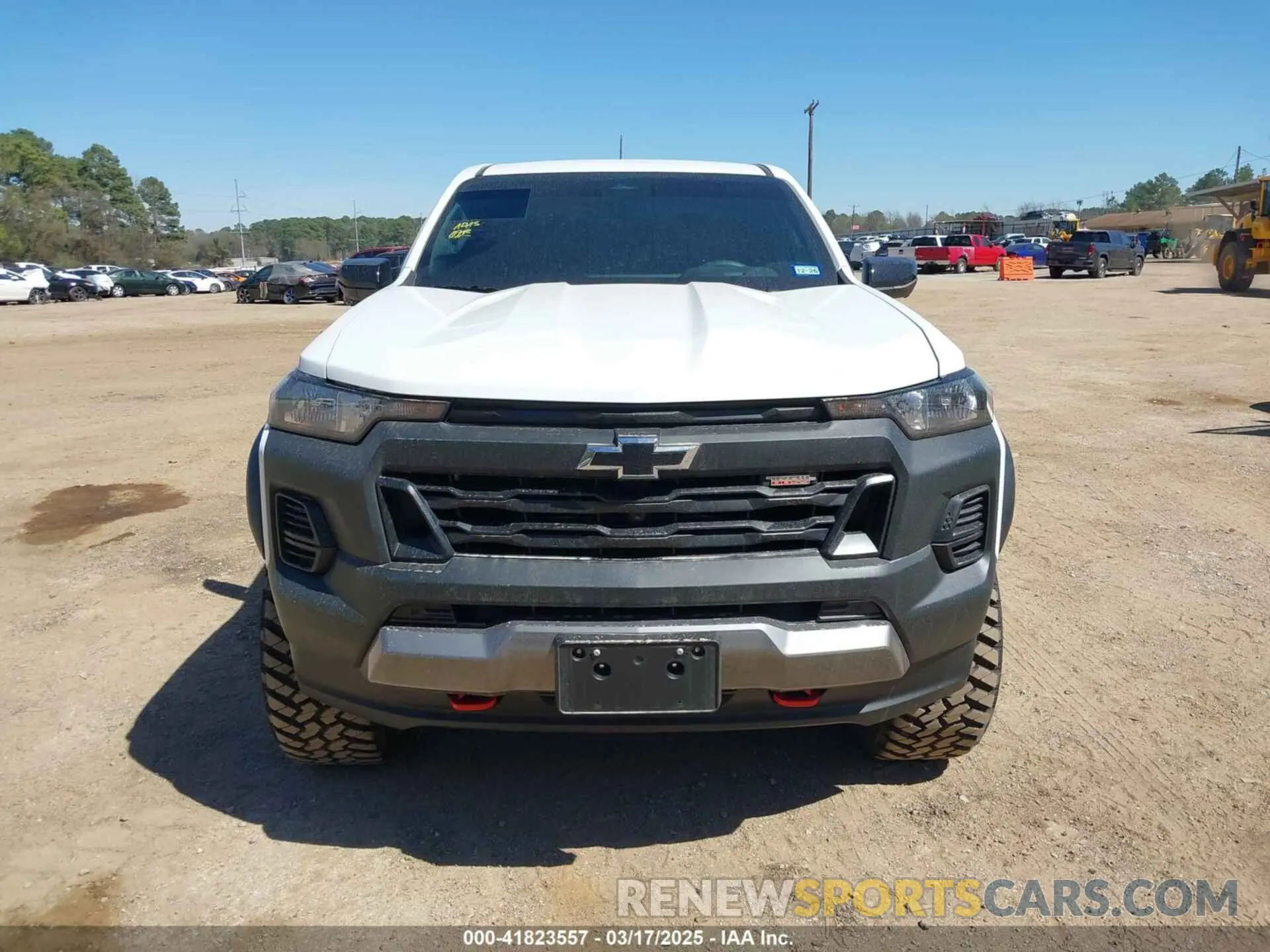 13 Photograph of a damaged car 1GCPTEEK5R1320242 CHEVROLET COLORADO 2024