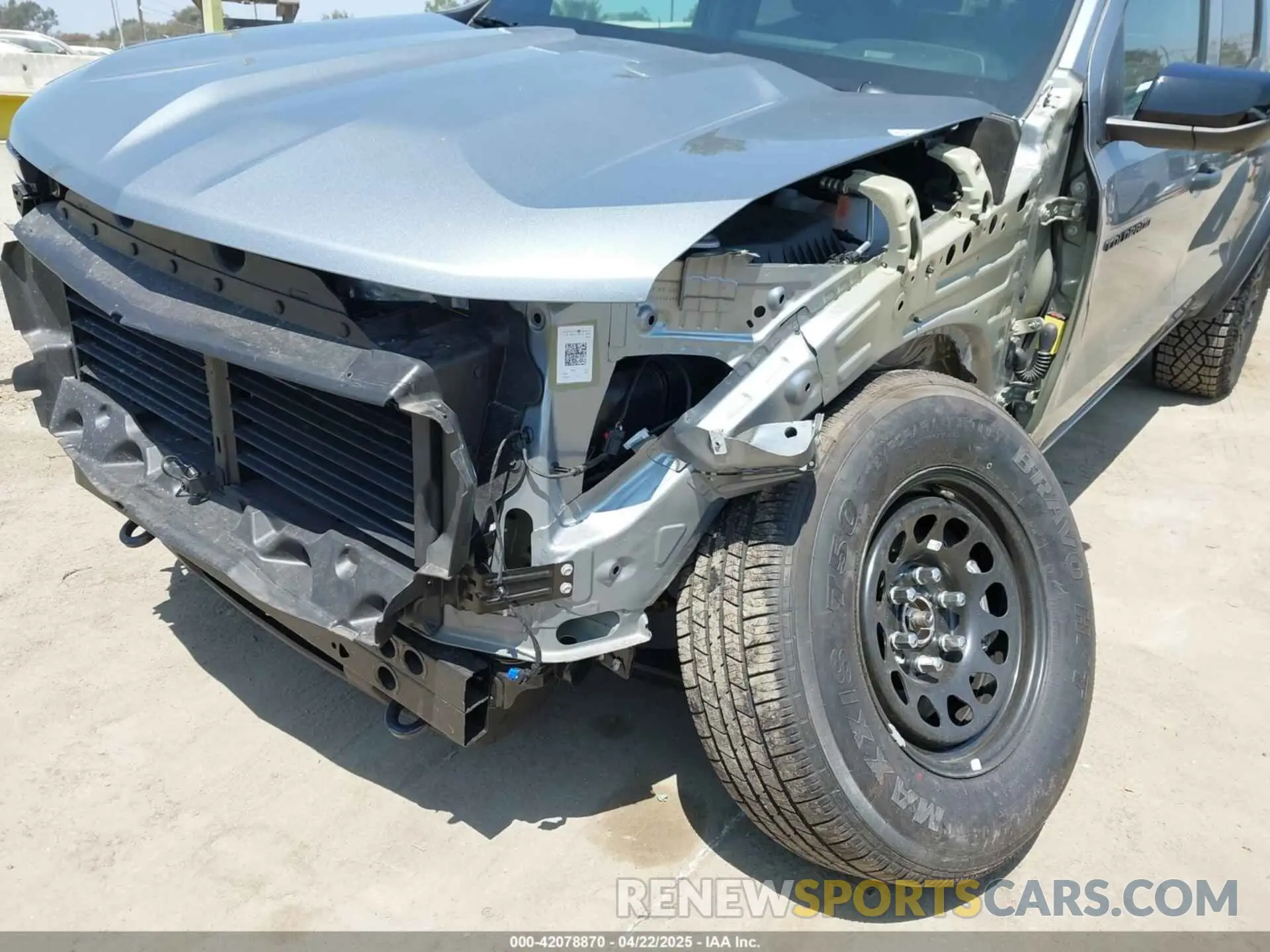 6 Photograph of a damaged car 1GCPTEEK8R1167825 CHEVROLET COLORADO 2024