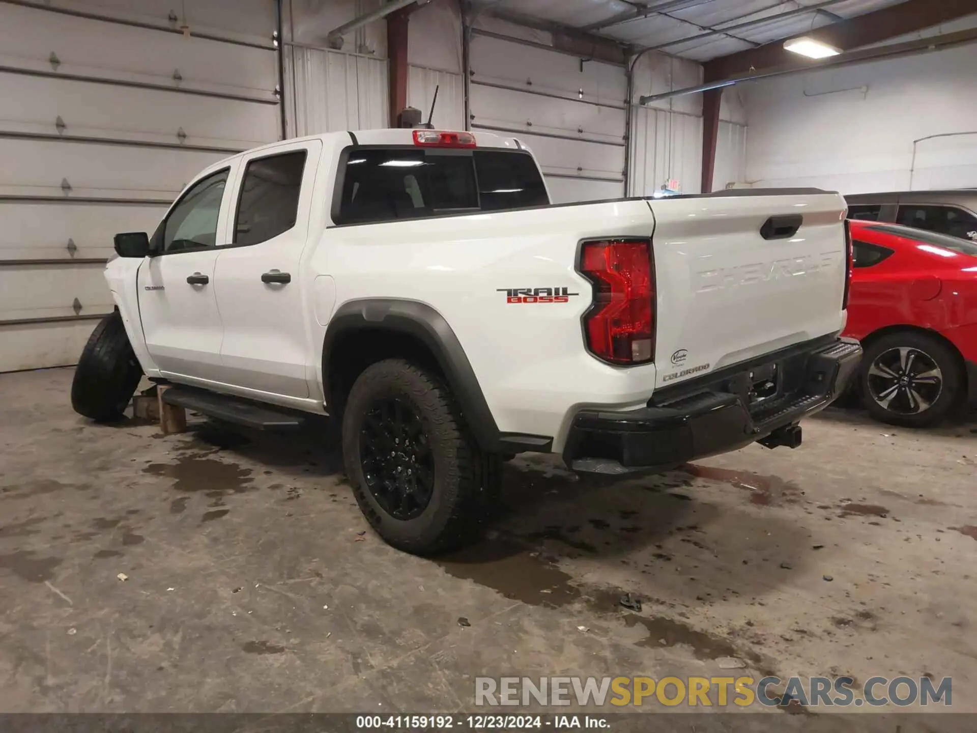 3 Photograph of a damaged car 1GCPTEEK8R1242233 CHEVROLET COLORADO 2024