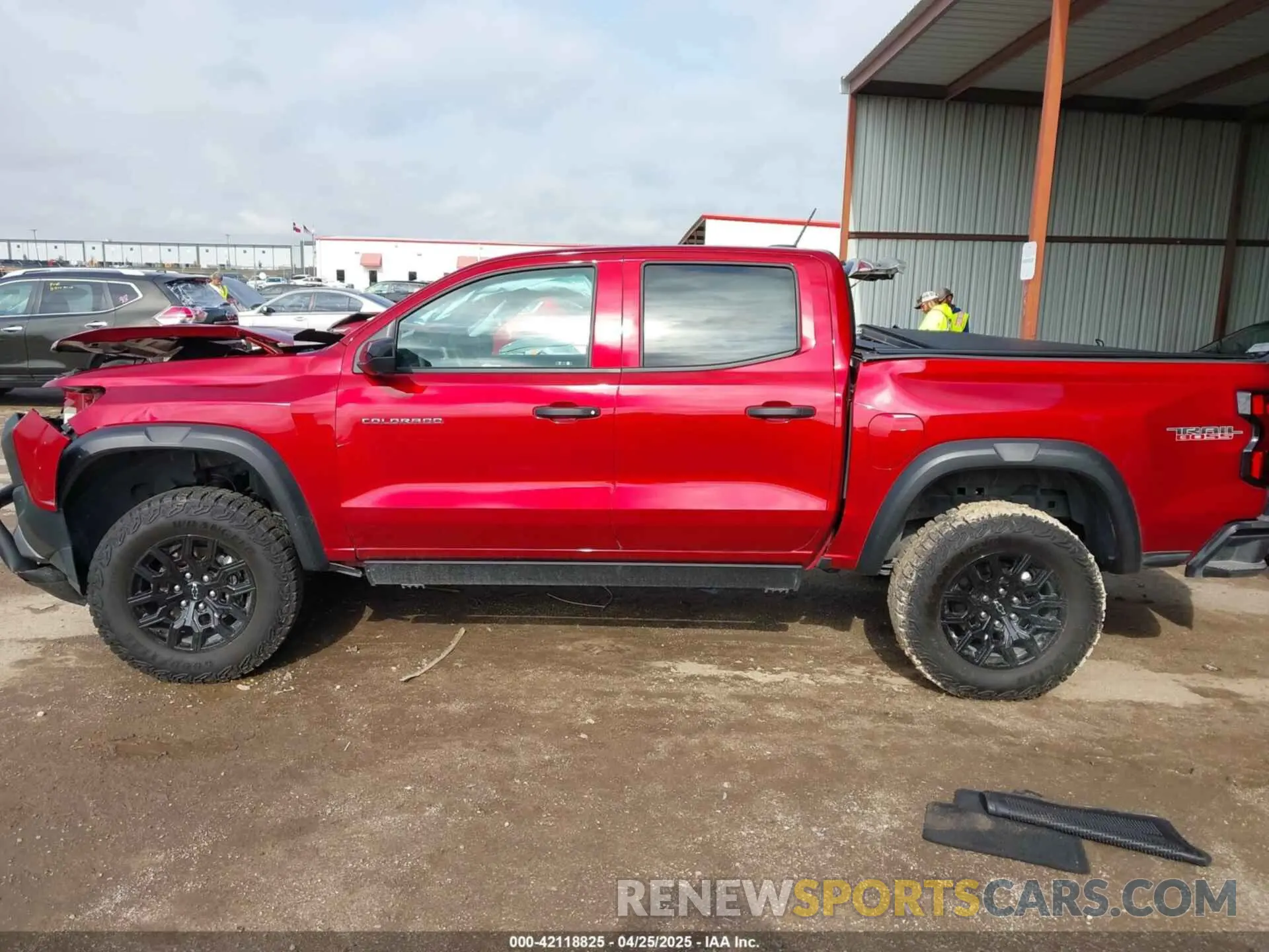 13 Photograph of a damaged car 1GCPTEEK9R1303749 CHEVROLET COLORADO 2024
