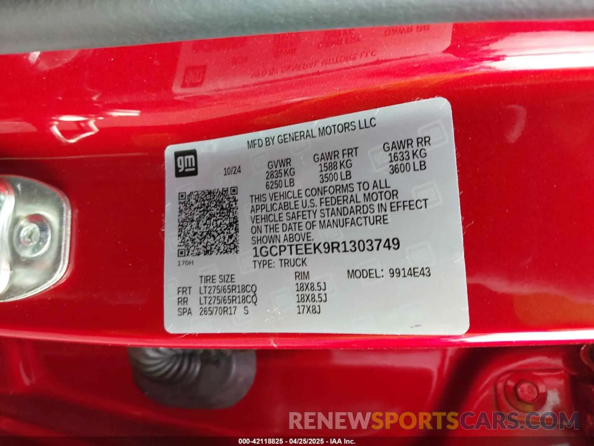 9 Photograph of a damaged car 1GCPTEEK9R1303749 CHEVROLET COLORADO 2024