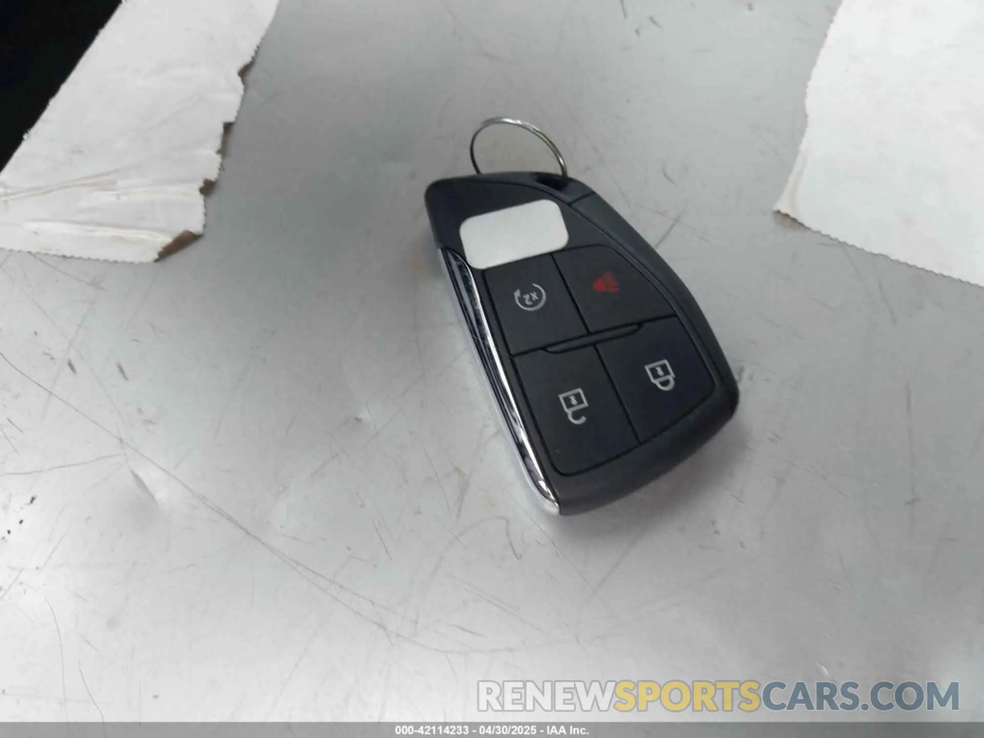11 Photograph of a damaged car 1GCPTEEK9R1310474 CHEVROLET COLORADO 2024